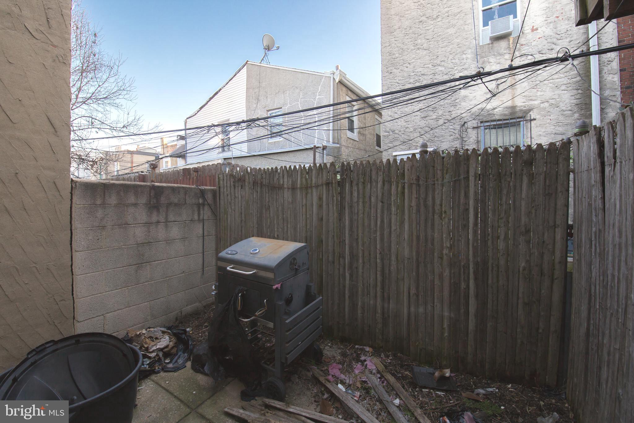 DICKINSON NARROWS - Residential