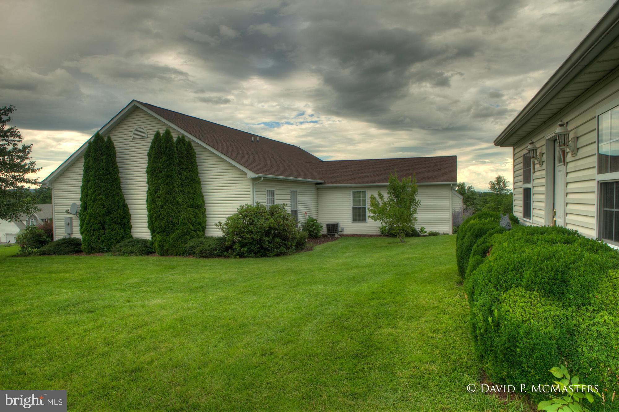 HIGHPOINTE - Residential