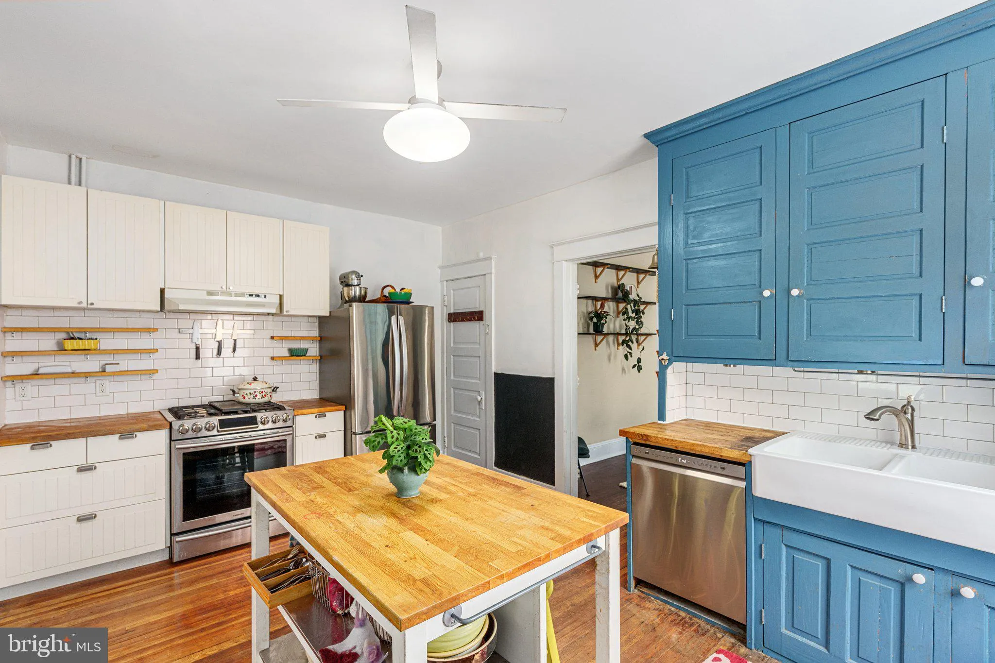 Bethlehem, Pennsylvania 18015, United States, 4 Bedrooms Bedrooms, ,1 BathroomBathrooms,Residential,Coming Soon,164046