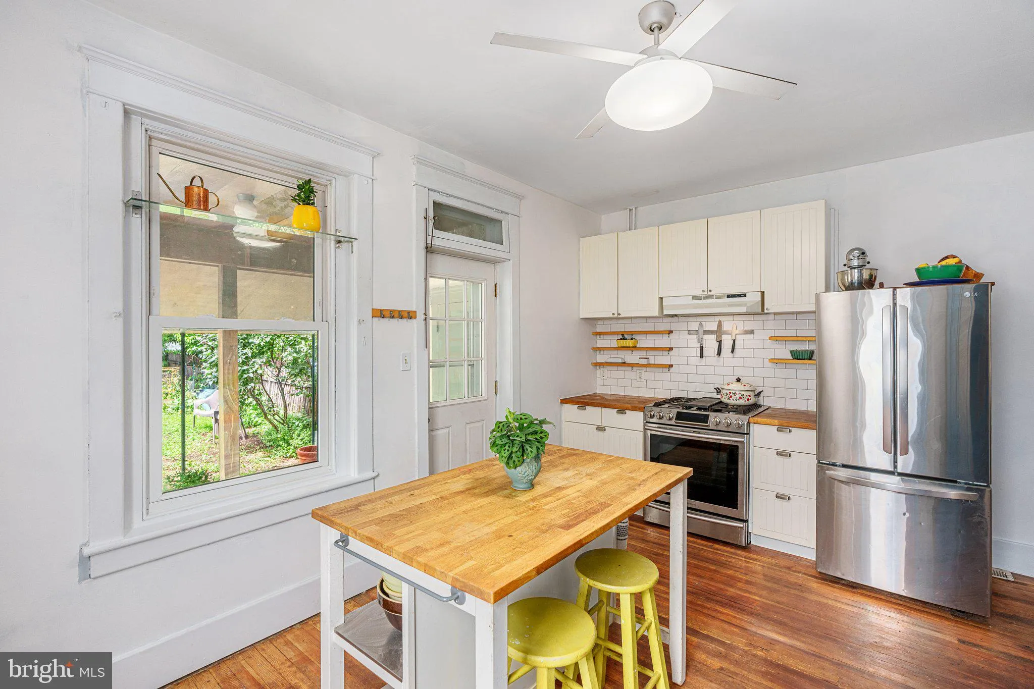 Bethlehem, Pennsylvania 18015, United States, 4 Bedrooms Bedrooms, ,1 BathroomBathrooms,Residential,Coming Soon,164046