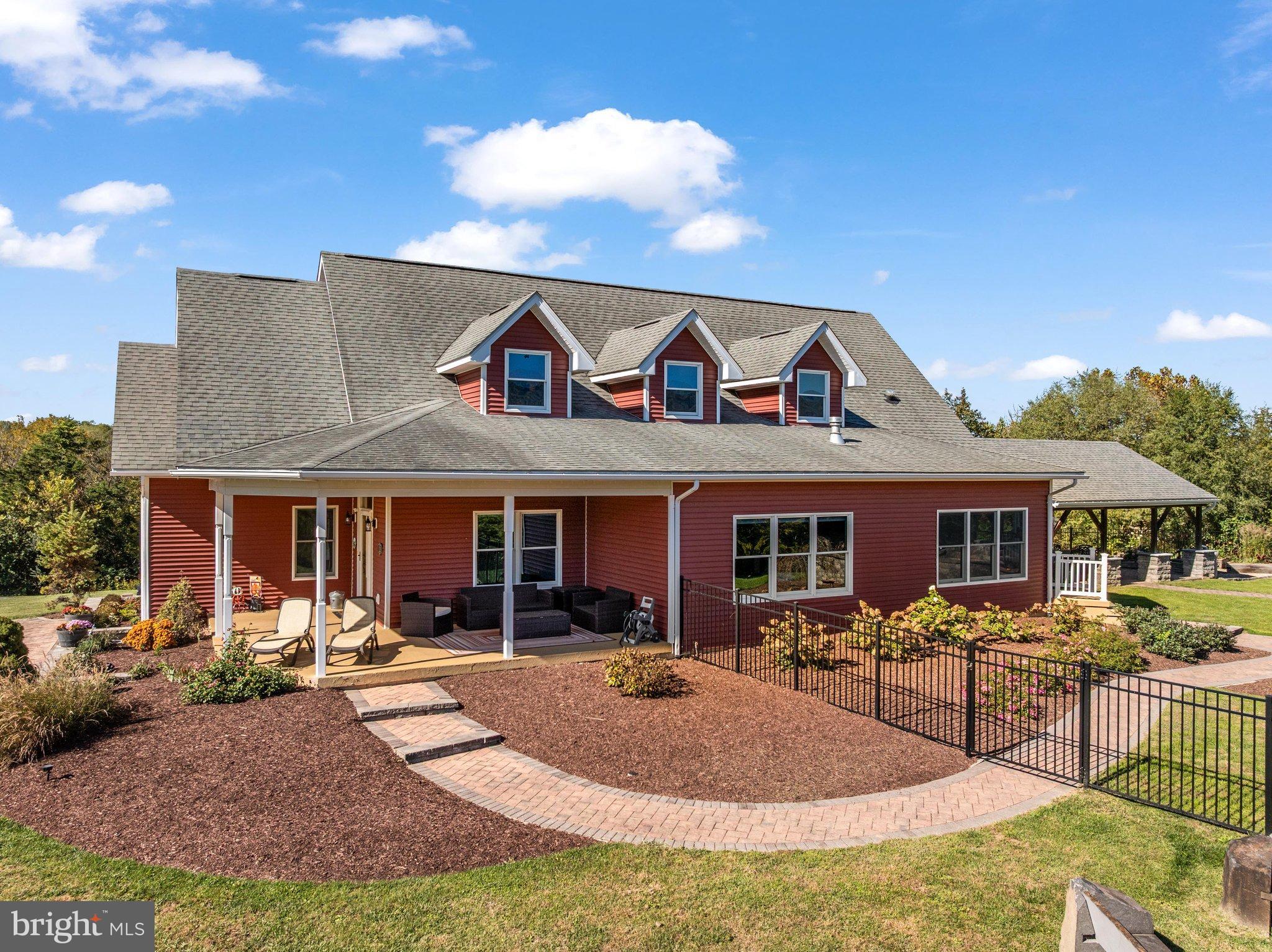 112 SHYROCK LANE