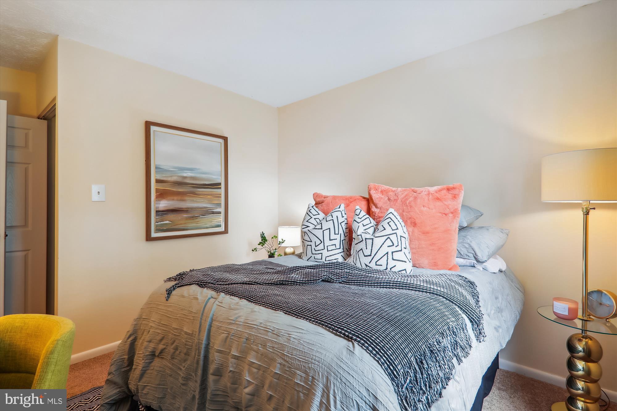 HILLCREST TOWNE - Residential