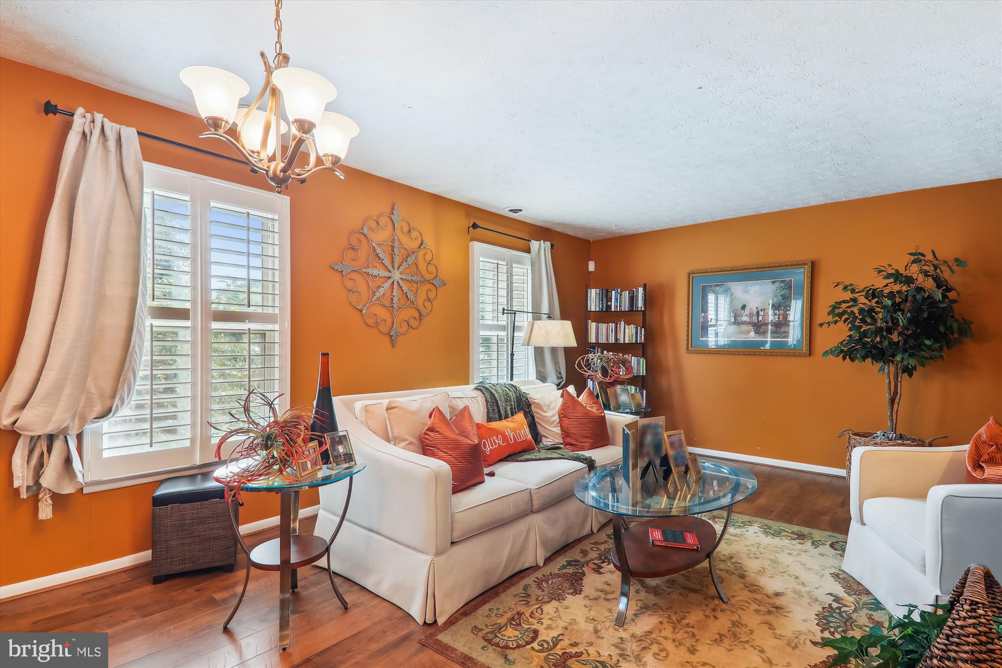 HILLCREST TOWNE - Residential