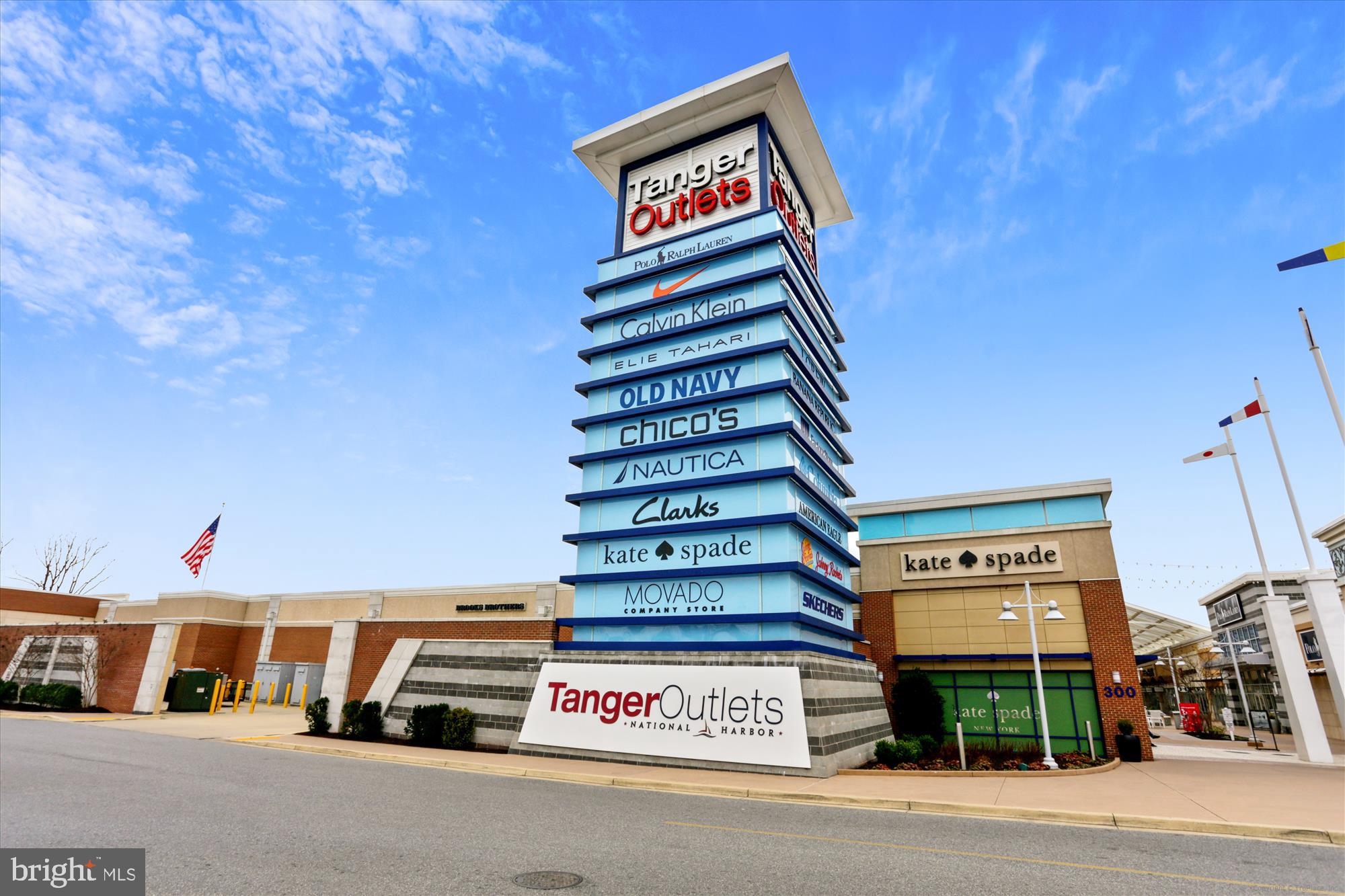 HILLCREST TOWNE - Residential