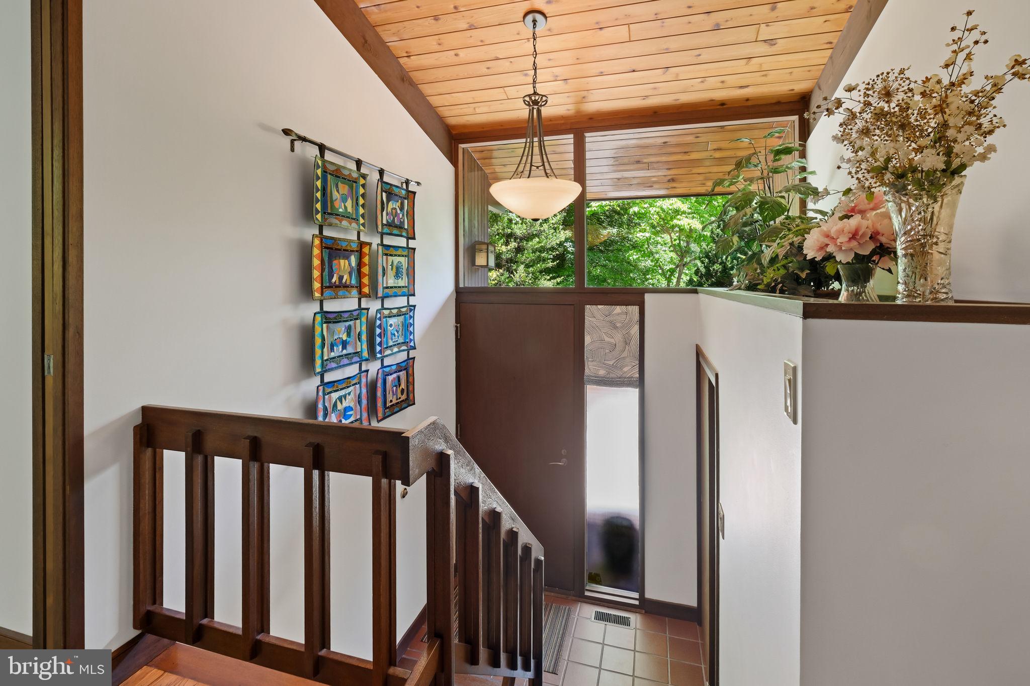 CARDEROCK SPRINGS - Residential
