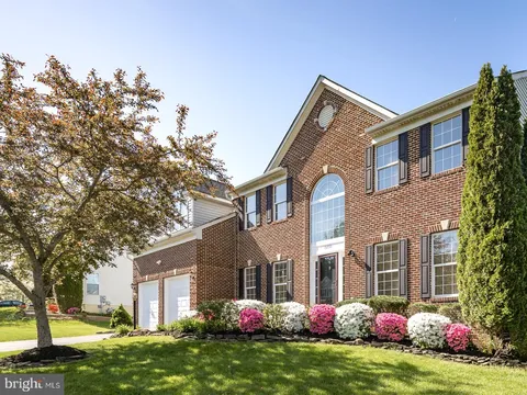 15250 Chincoteague Court, Woodbridge, VA MLS: VAPW2092318