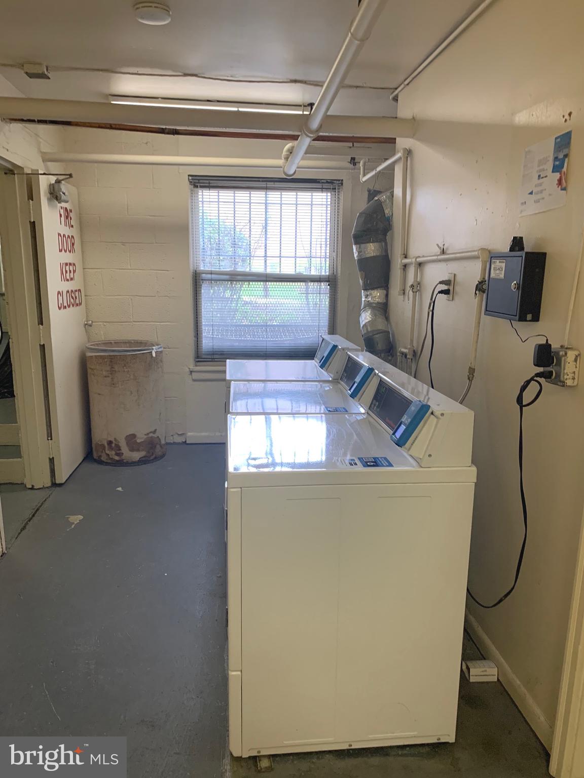 MARLOW TOWERS CONDOMINIUMS - Residential