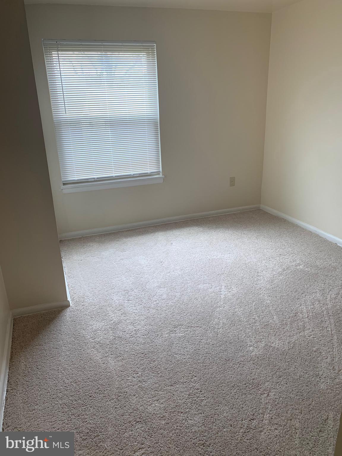 MARLOW TOWERS CONDOMINIUMS - Residential