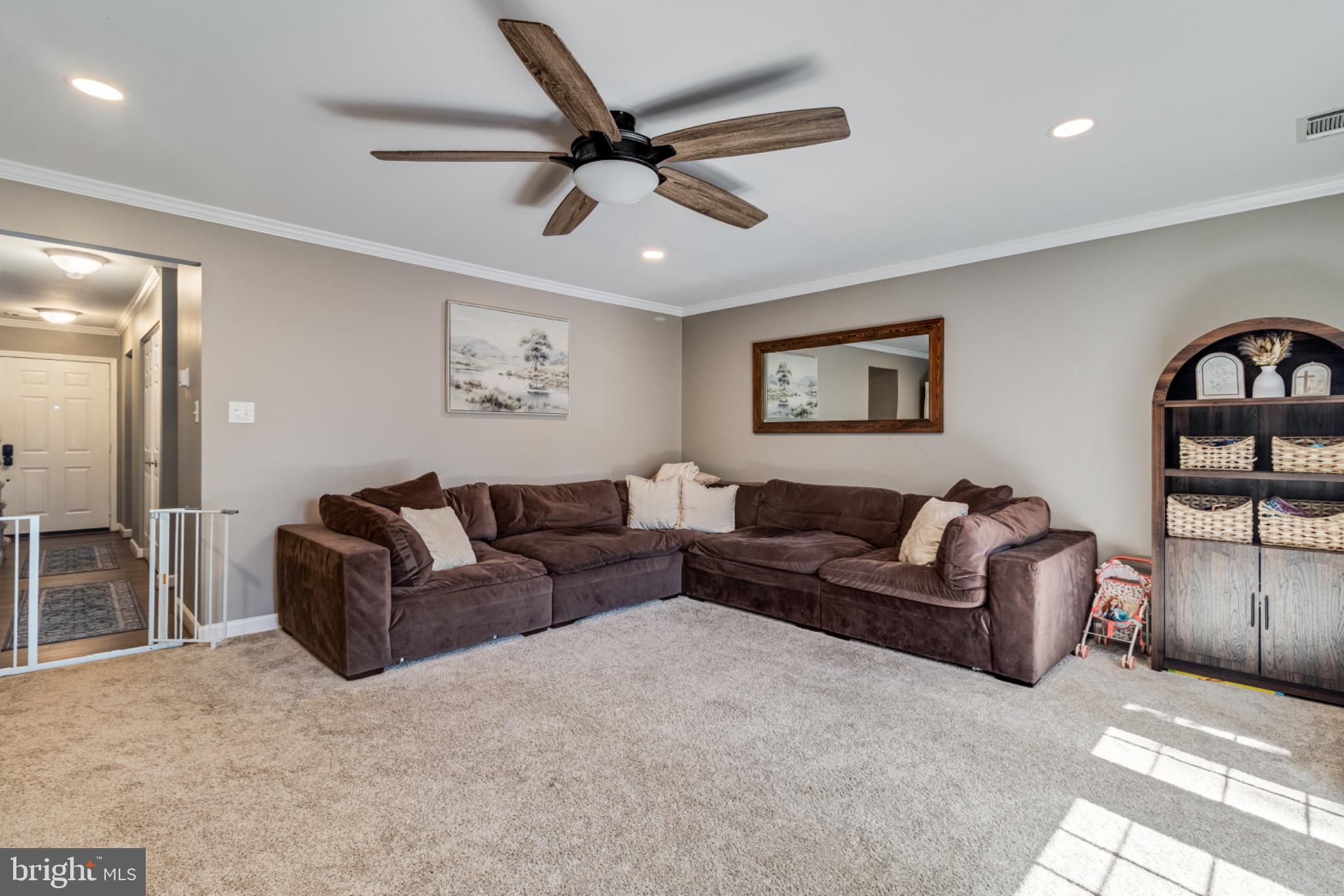 231 HEATHER COURT