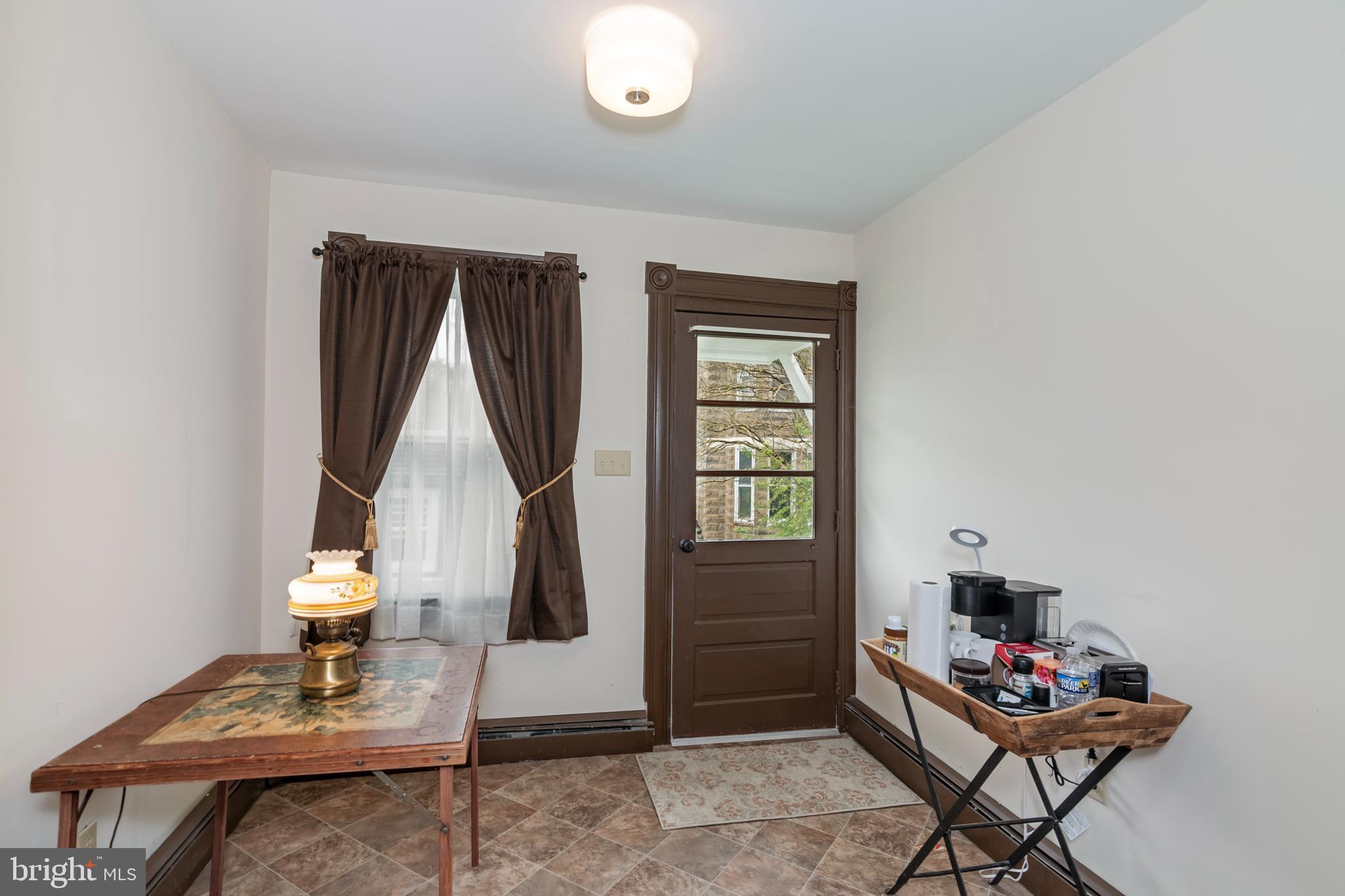 CAMBRIDGE HISTORIC DISTRICT - Residential