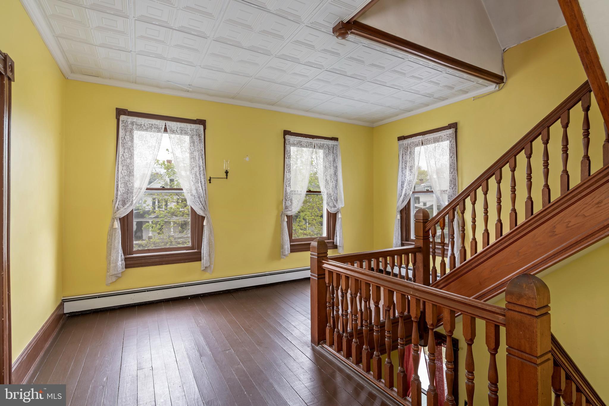 CAMBRIDGE HISTORIC DISTRICT - Residential