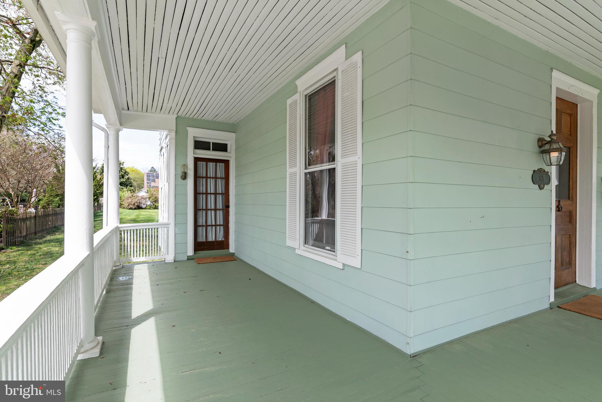 CAMBRIDGE HISTORIC DISTRICT - Residential