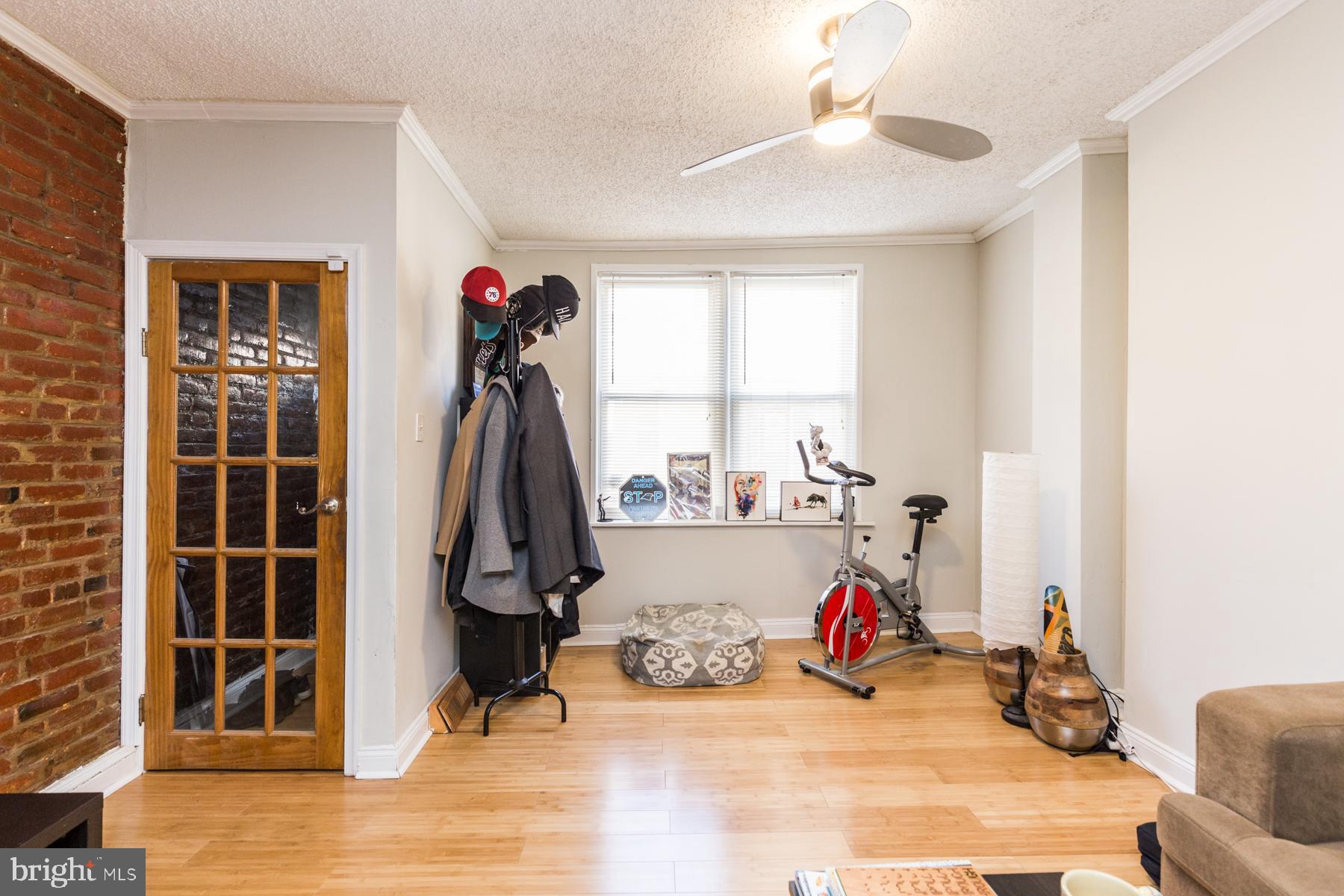 POINT BREEZE - Residential Lease