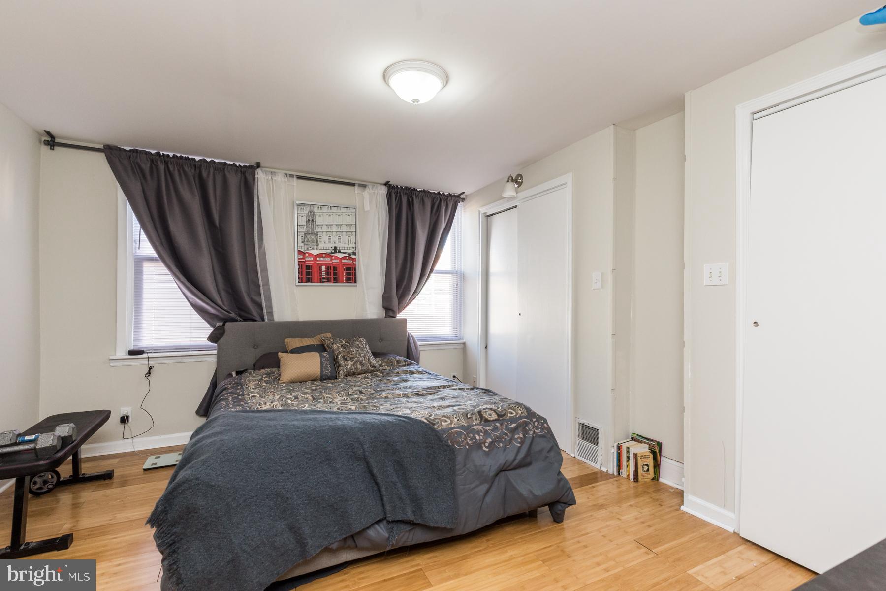 POINT BREEZE - Residential Lease