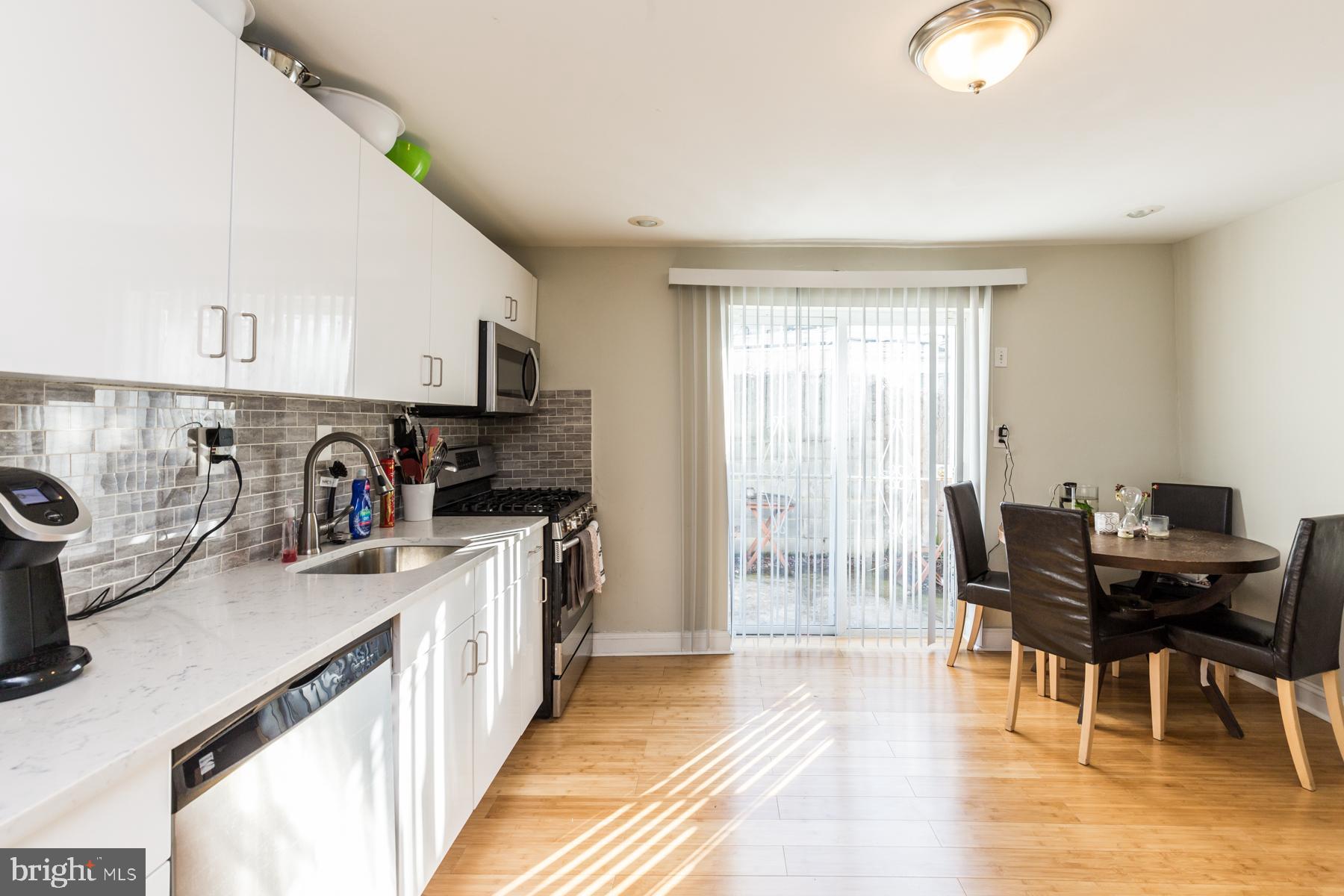 POINT BREEZE - Residential Lease