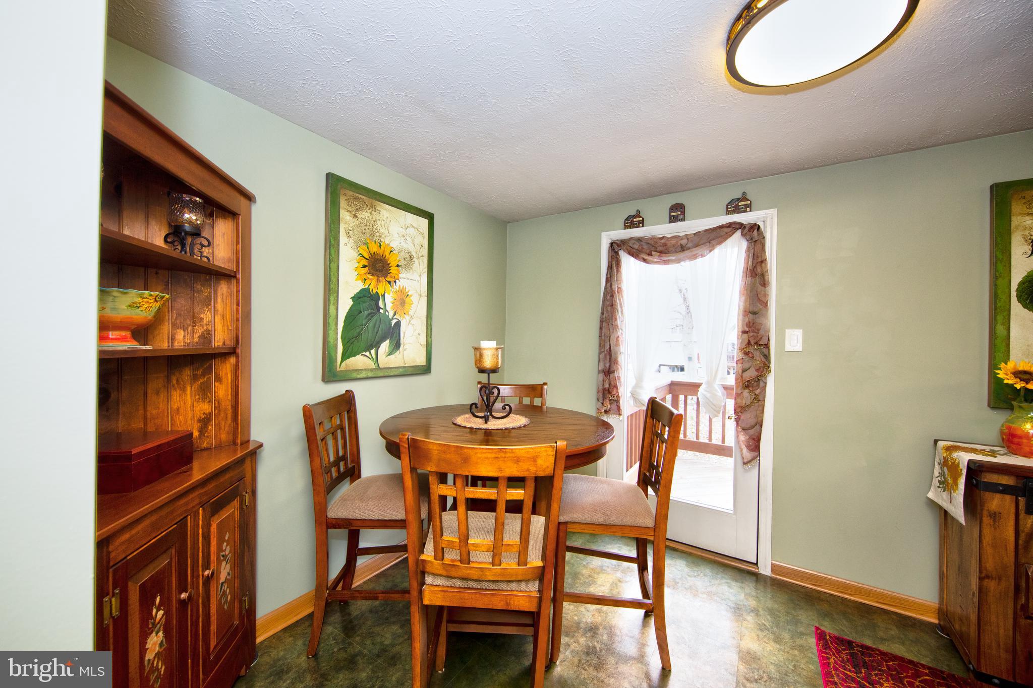 RIVERSIDE - Residential