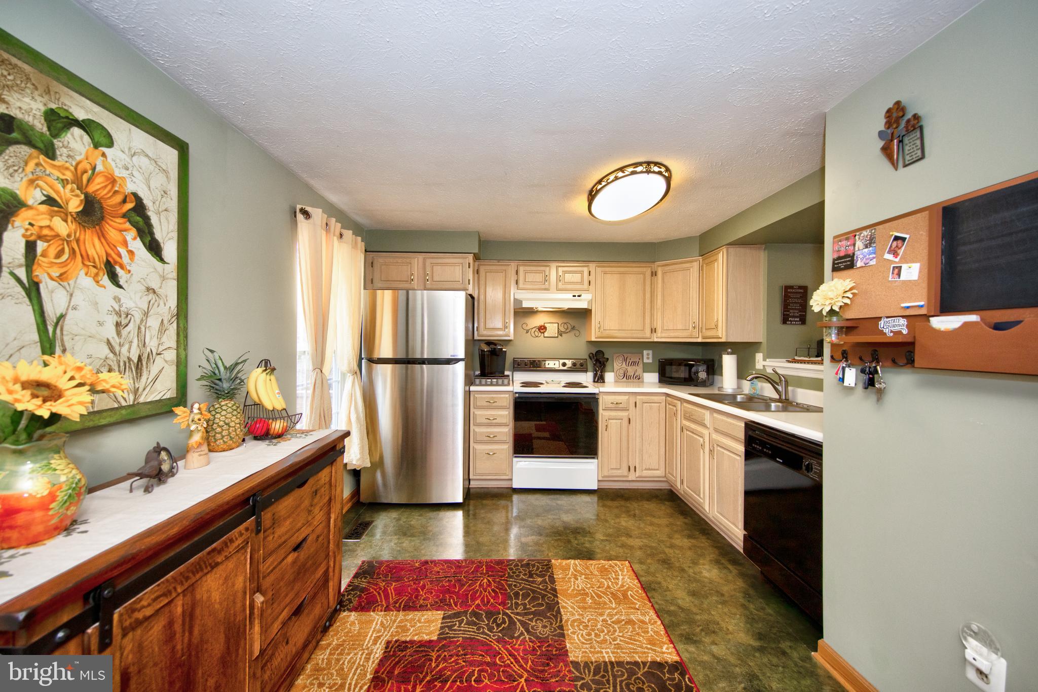 RIVERSIDE - Residential