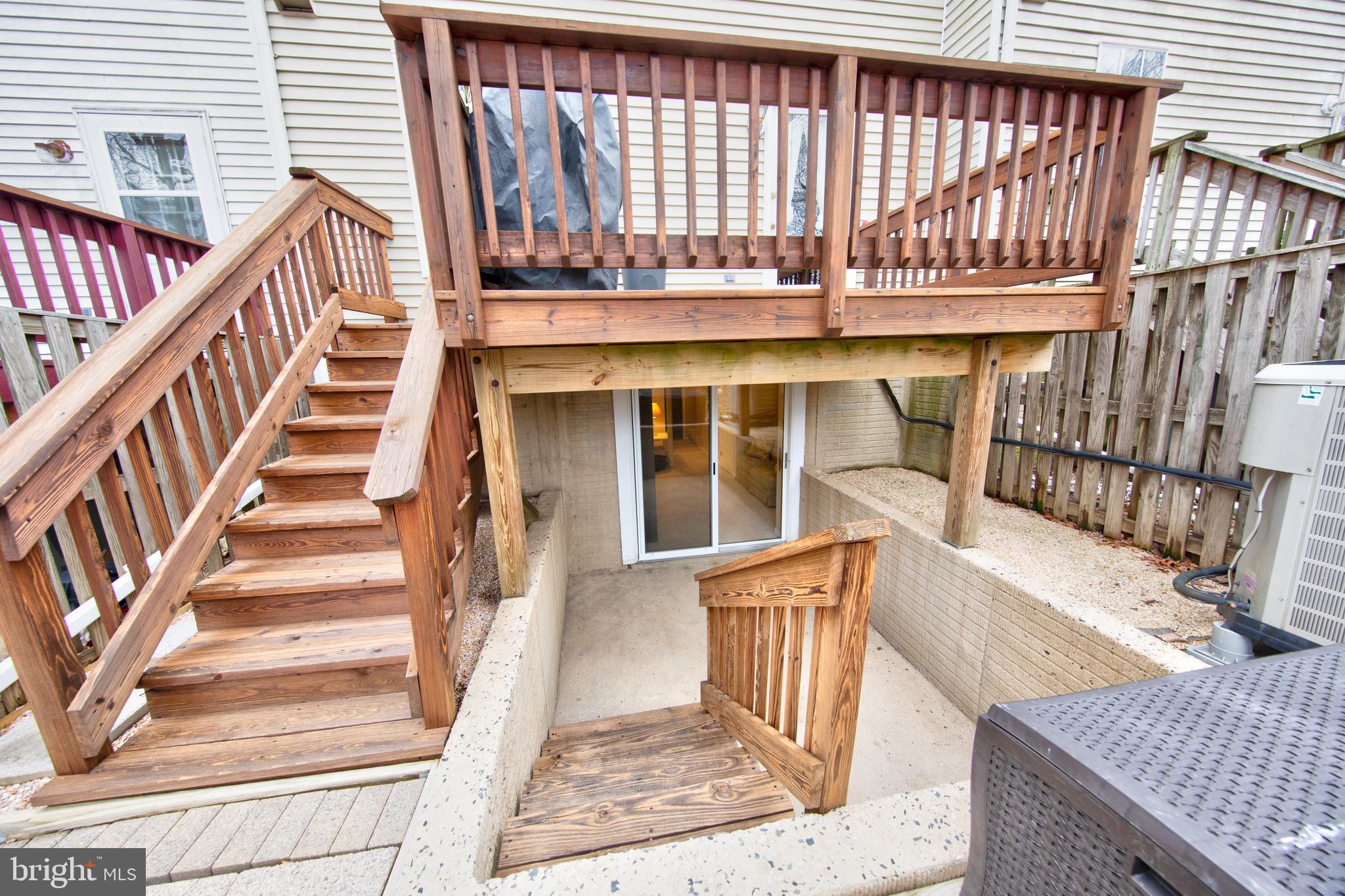 RIVERSIDE - Residential