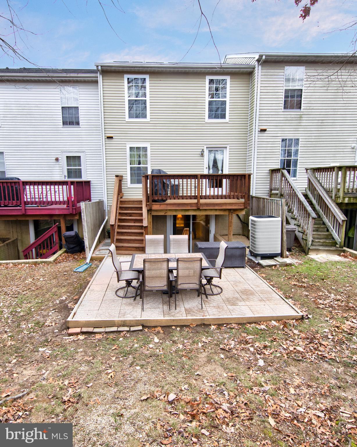 RIVERSIDE - Residential