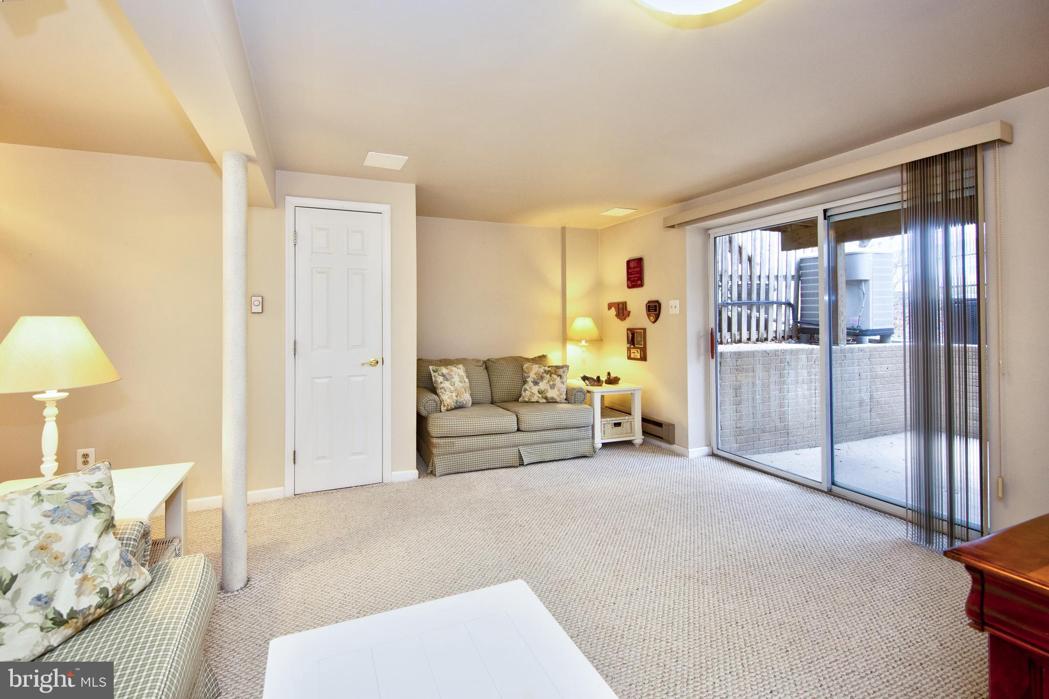 RIVERSIDE - Residential