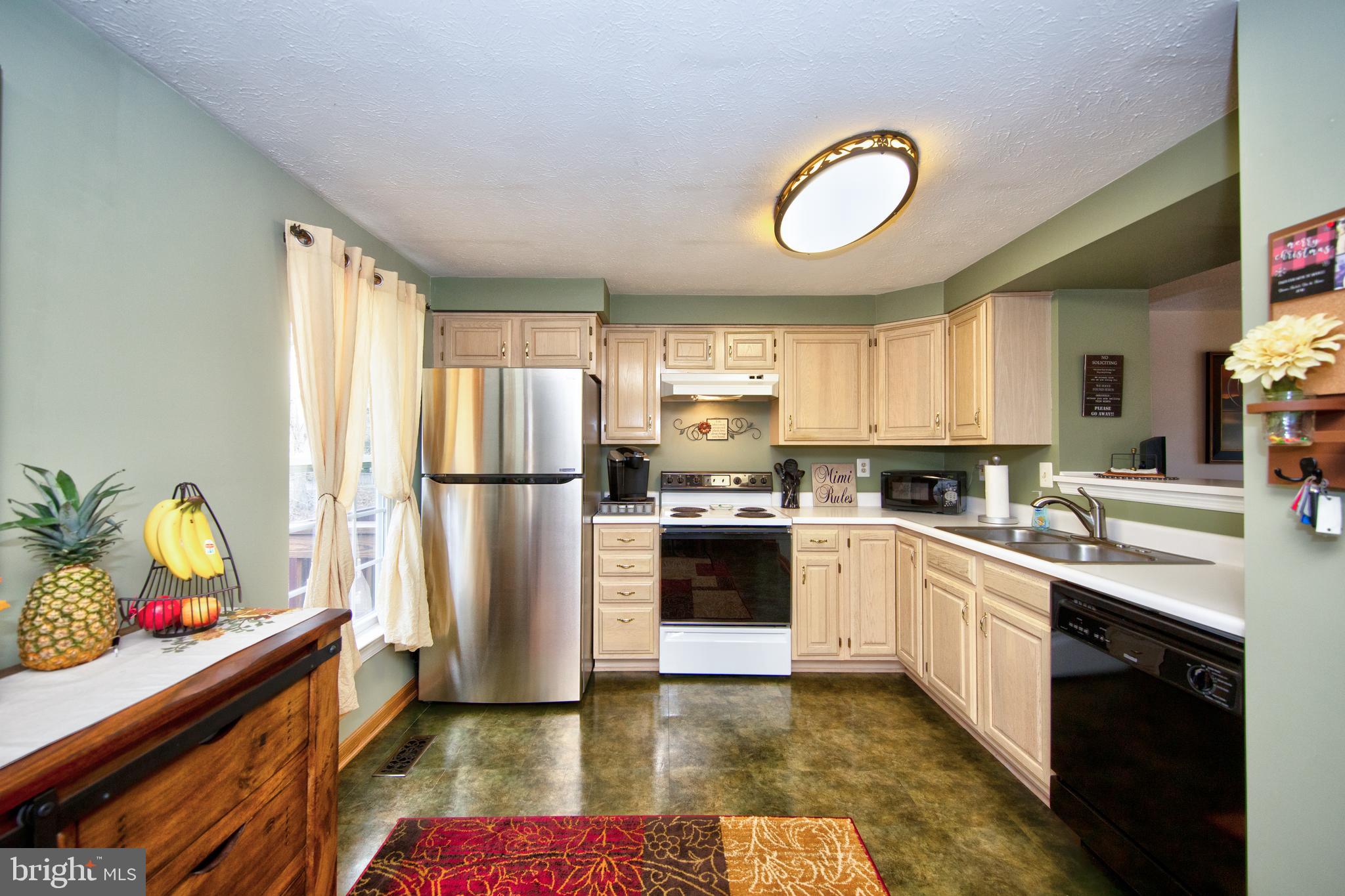 RIVERSIDE - Residential