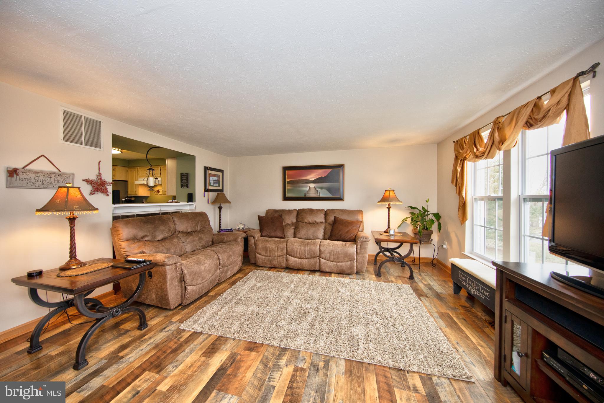 RIVERSIDE - Residential