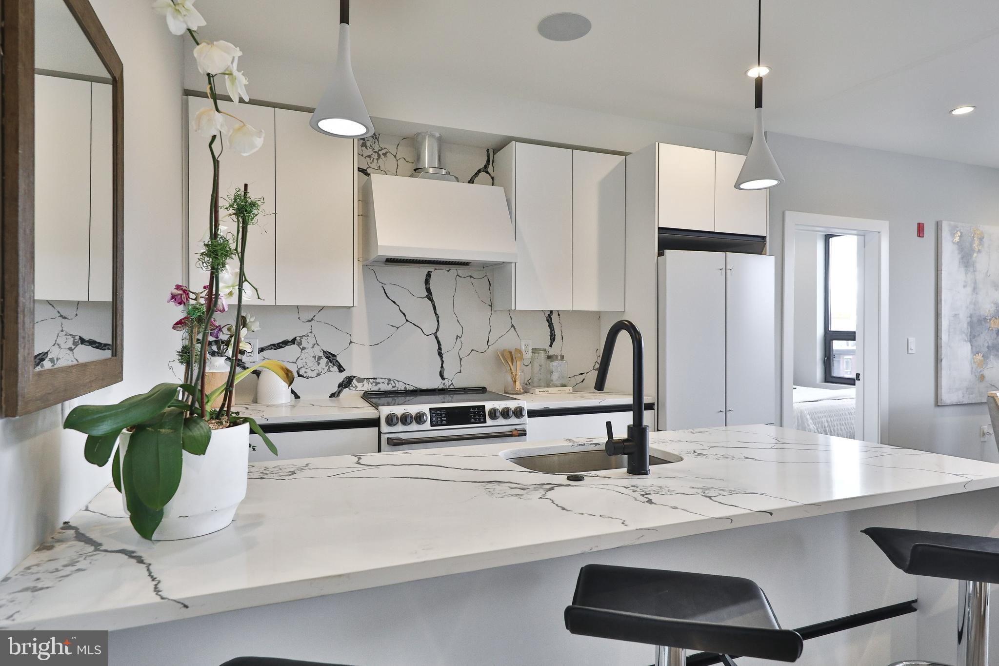 FRANCISVILLE - Residential Lease