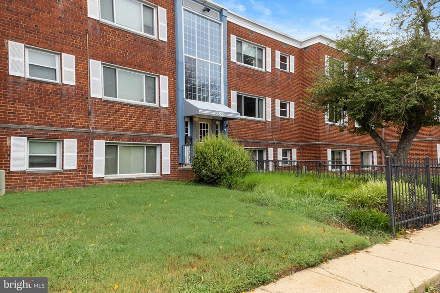 Welcome to a top floor unit at Park Place Condominiums! This spacious 948 sq ft, 2-bedroom, 1-bath home offers a perfect blend of modern updates and natural tranquility. You'll be greeted by a freshly updated bathroom, welcoming paint colors and a comfortable open concept living.  The private, wooded backdrop from the unit creates a peaceful and picturesque setting that feels miles away from the hustle and bustle, while being so close to all that Hyattsville has to offer. 
Its fantastic Hyattsville location places you close to the new Hyattsville Elementary school, new Teen Center, near the University of Maryland, the vibrant Arts District of downtown Hyattsville, and Driskell Park with it's major upcoming park updates.  This location provides effortless access to shopping, dining, public transit, and major commuter routes including the exciting Queens Chapel Master Plan that includes street art grants & bike lanes.  The building features secure access, on-site shared laundry, and includes one assigned parking space as well as one unassigned parking space.  The condo fee comprehensively covers water, gas, essential building maintenance, parking, snow removal, and trash, ensuring hassle-free living.