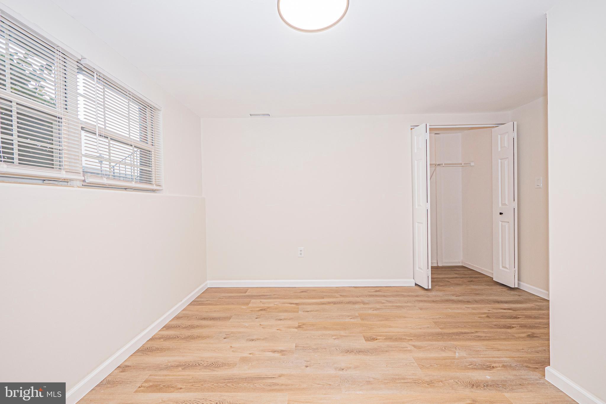 OAK HURST - Residential