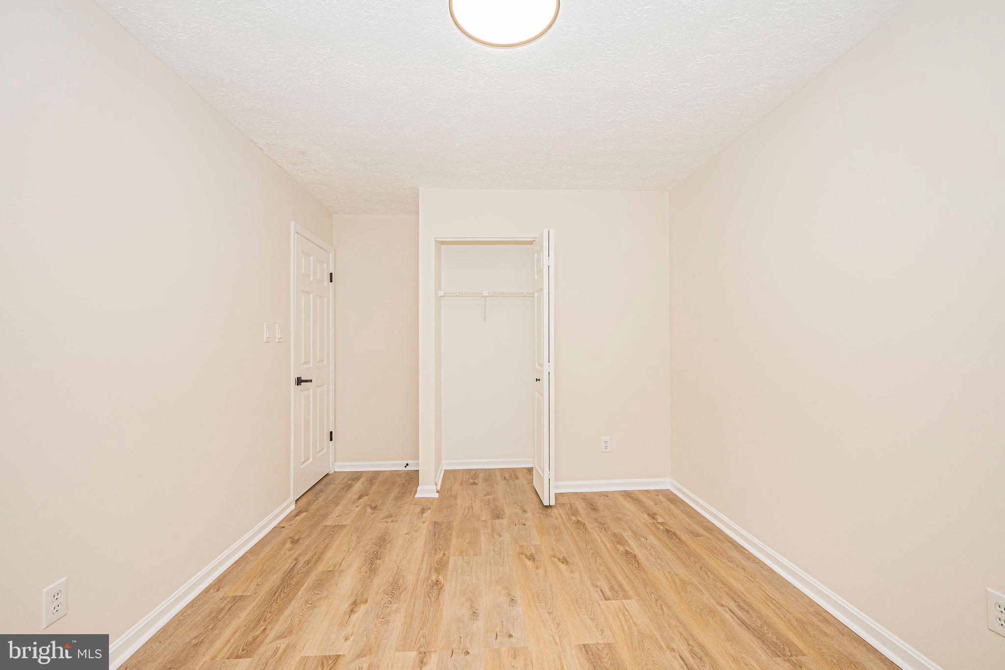 OAK HURST - Residential