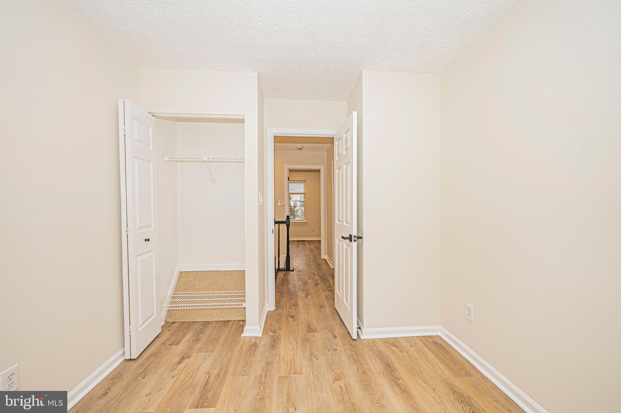 OAK HURST - Residential