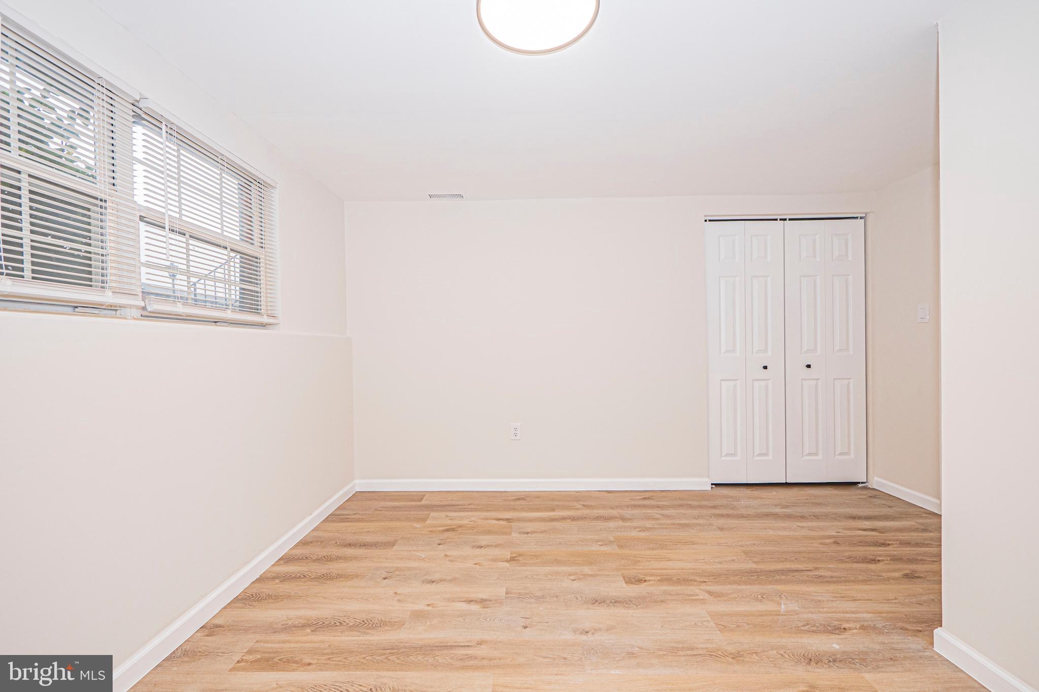 OAK HURST - Residential