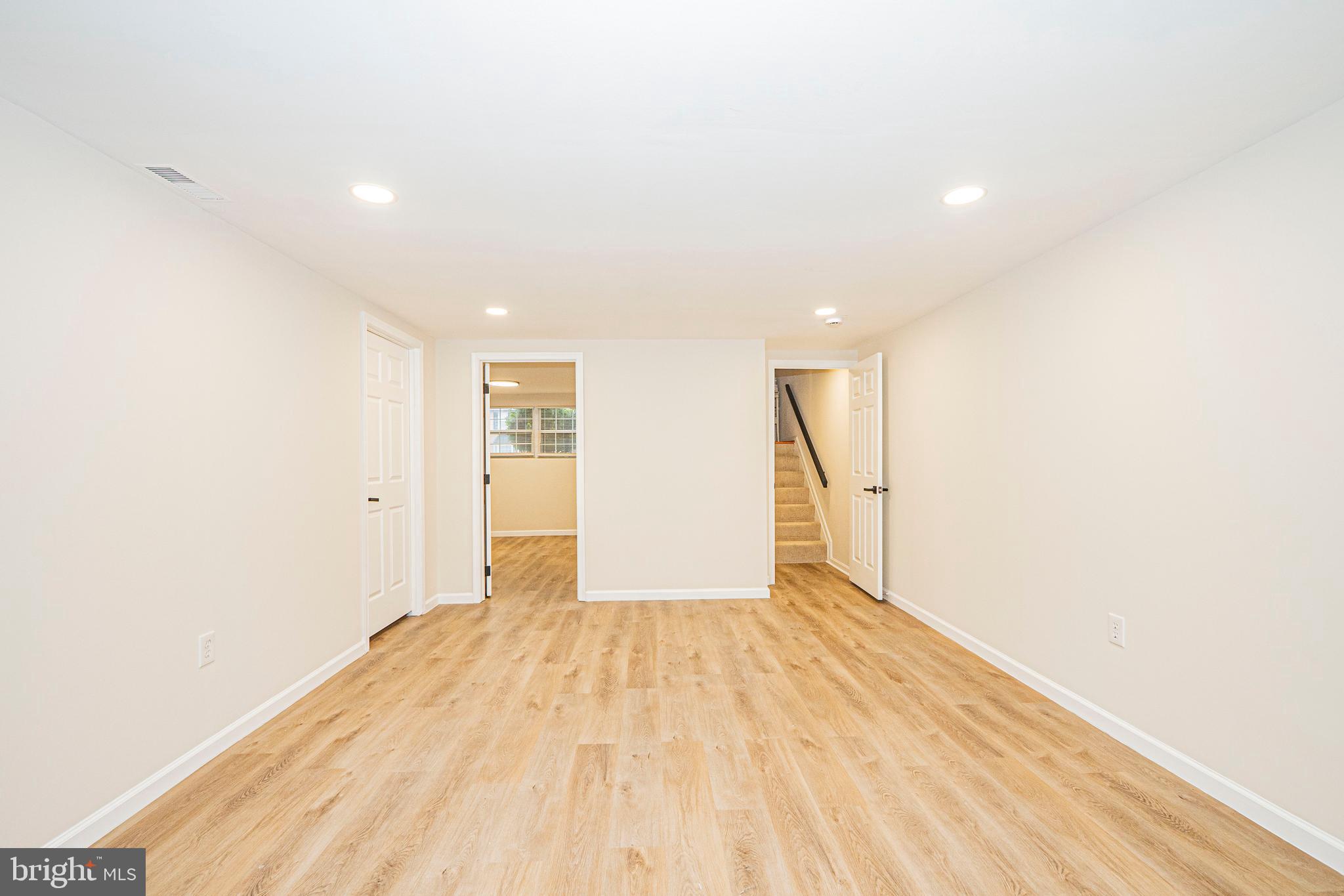 OAK HURST - Residential