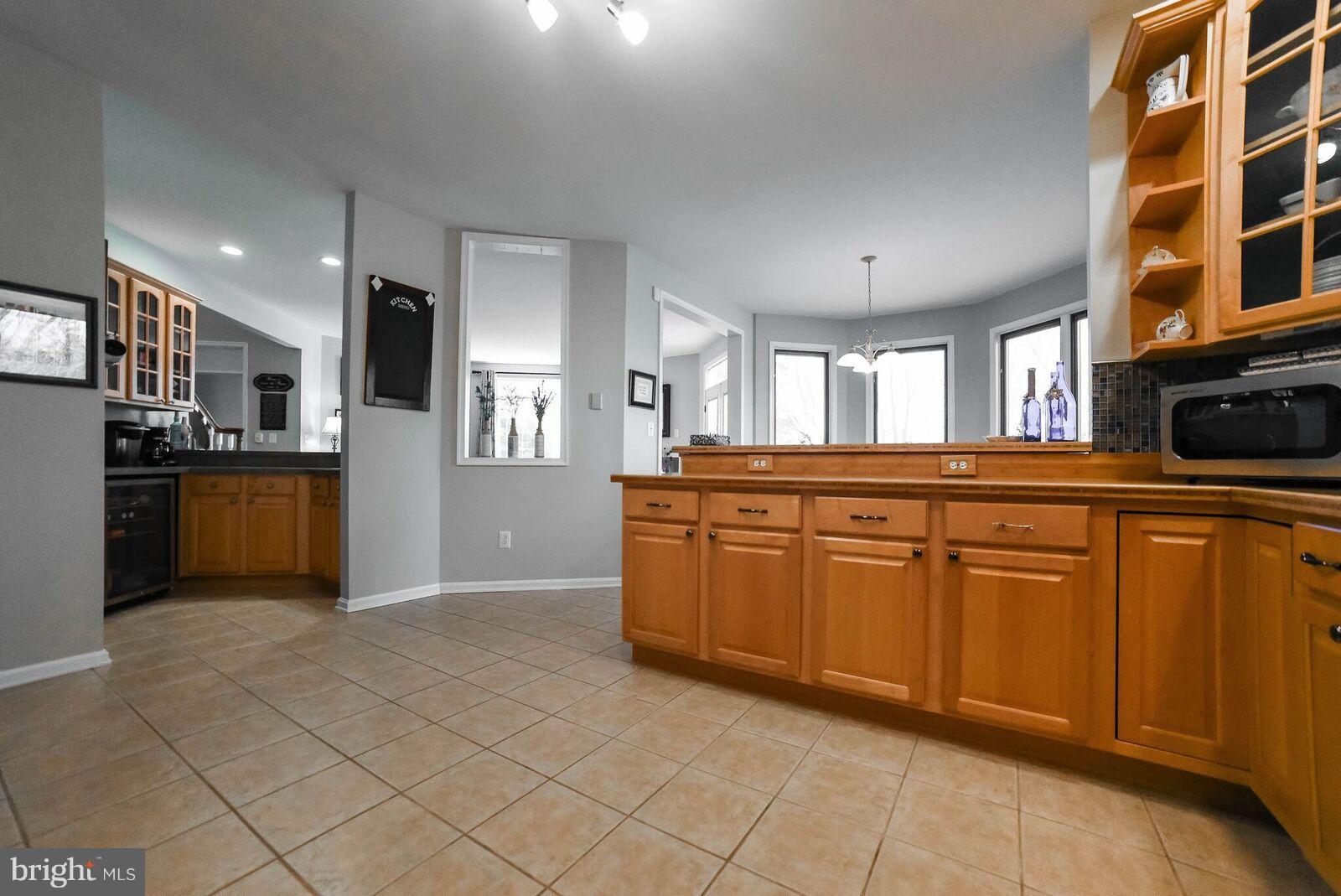 HERITAGE HILL - Residential