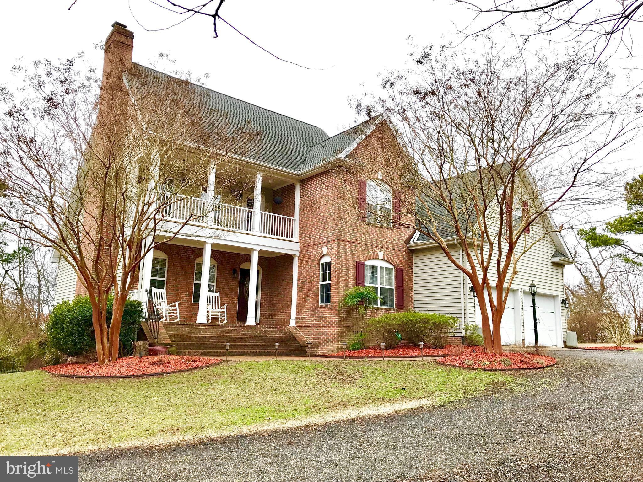 HERITAGE HILL - Residential