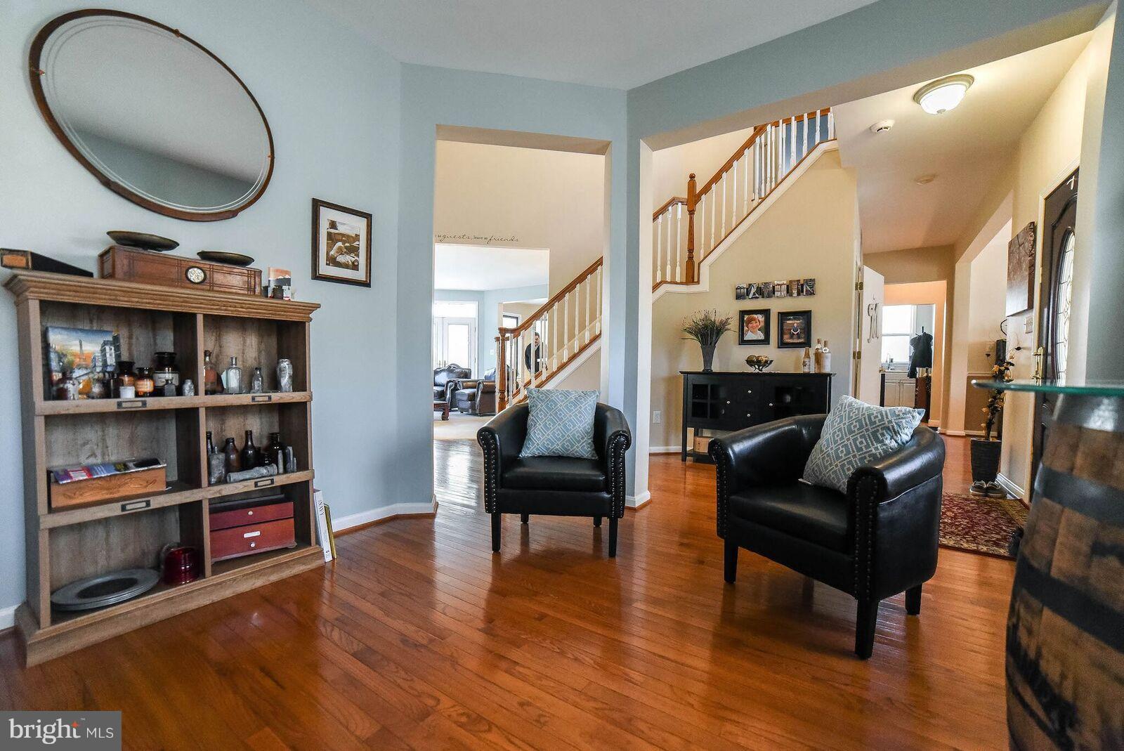 HERITAGE HILL - Residential