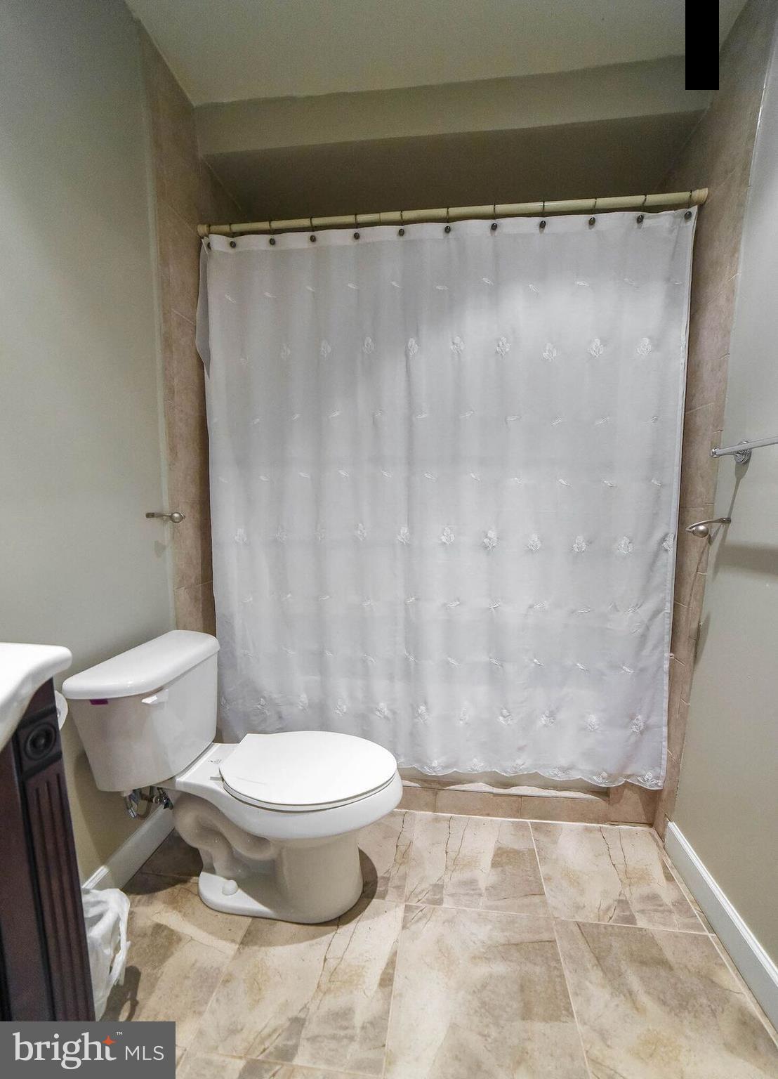 HERITAGE HILL - Residential