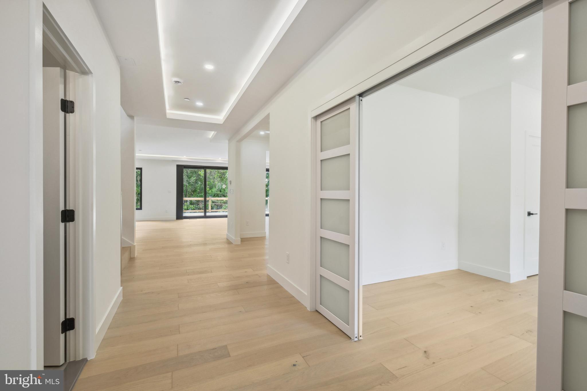 KENSINGTON TERRACE - Residential