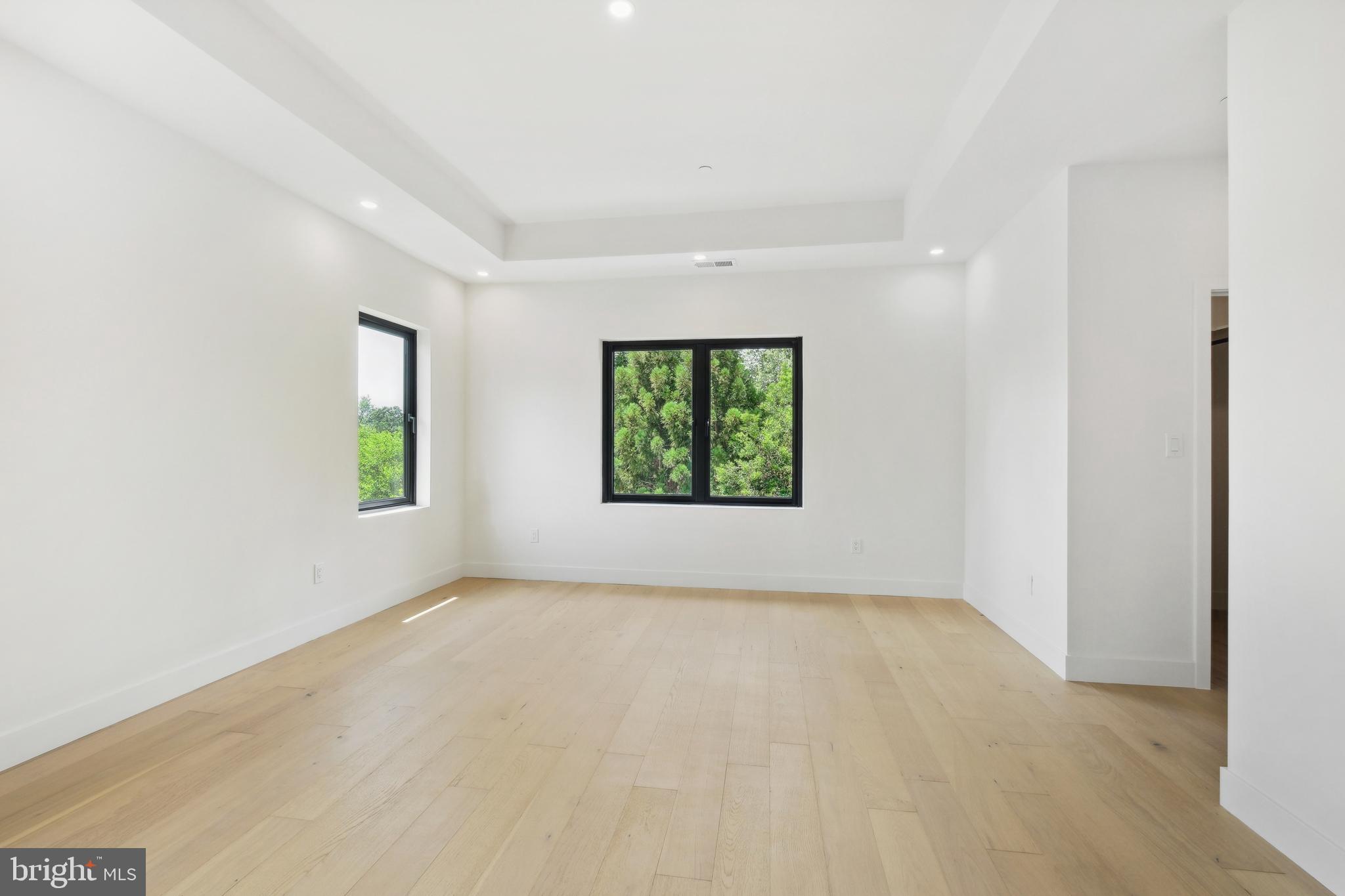 KENSINGTON TERRACE - Residential