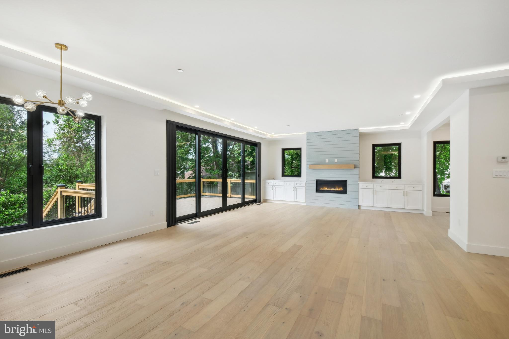 KENSINGTON TERRACE - Residential