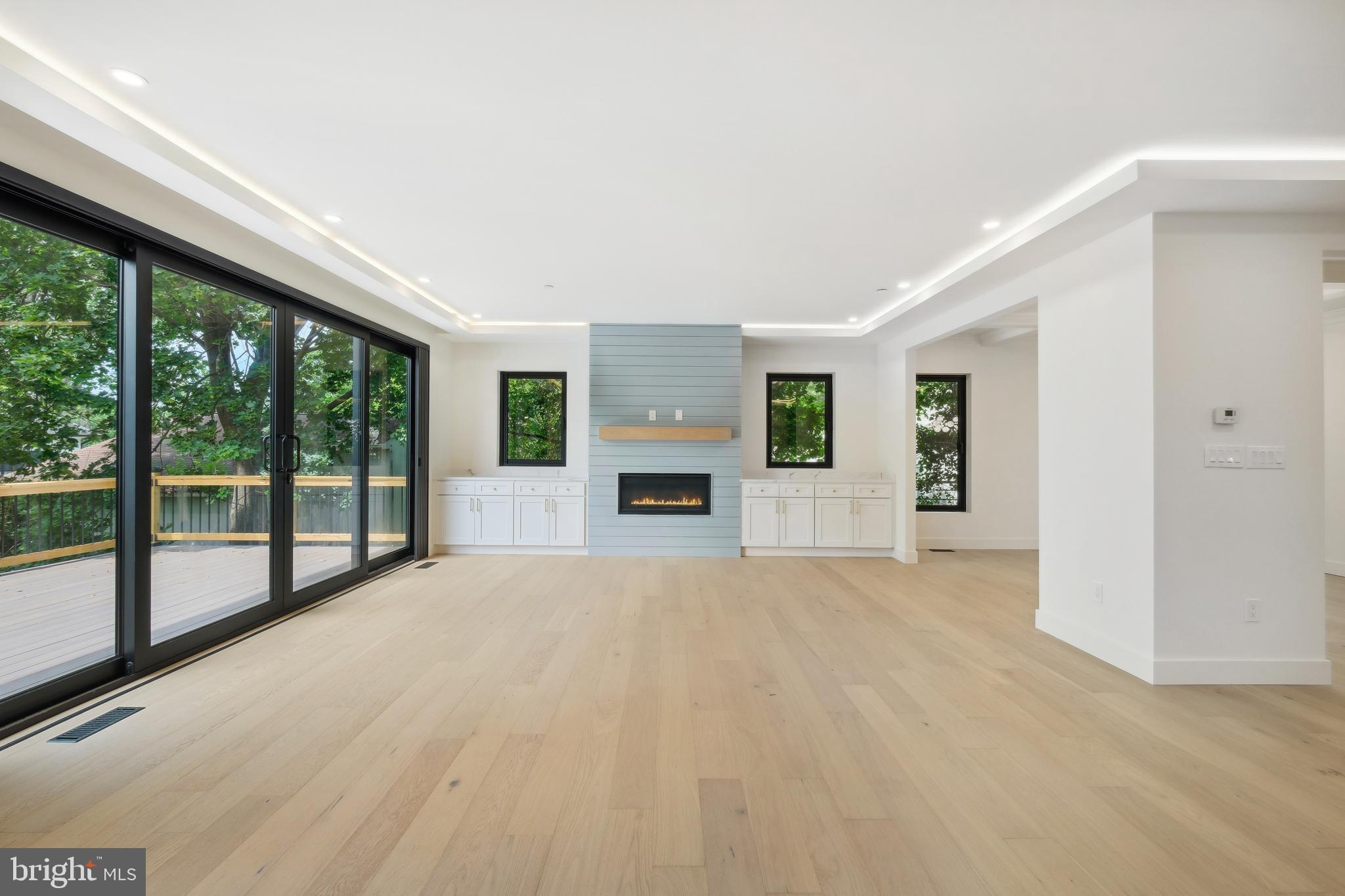 KENSINGTON TERRACE - Residential