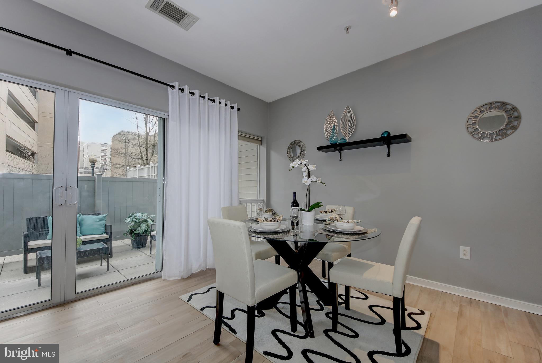 8045 AT SILVER SPRING METRO - Residential