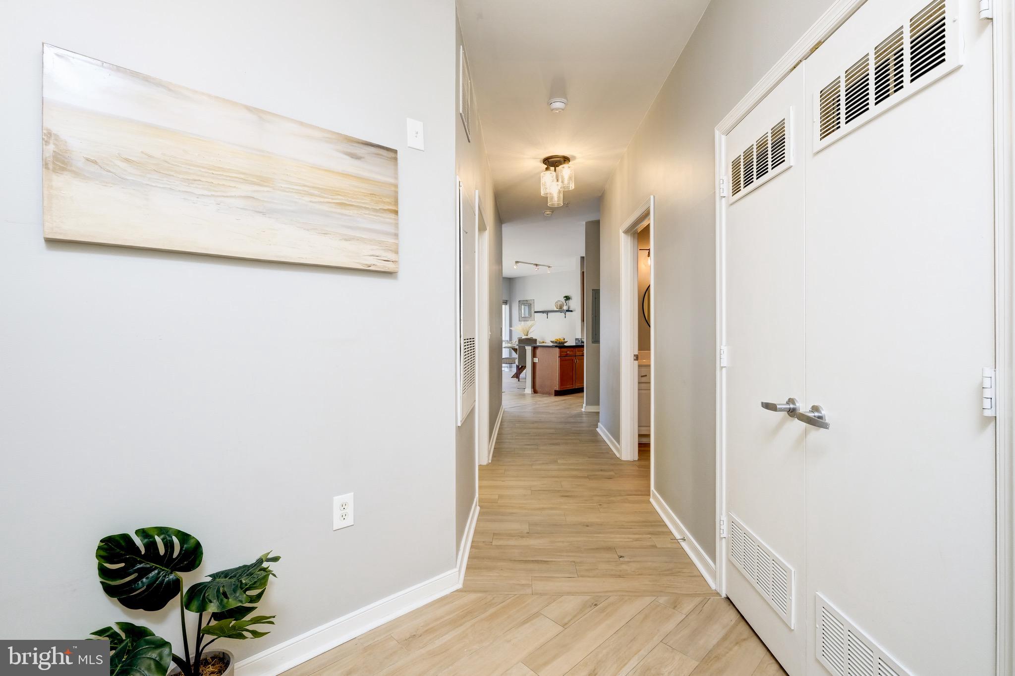 8045 AT SILVER SPRING METRO - Residential