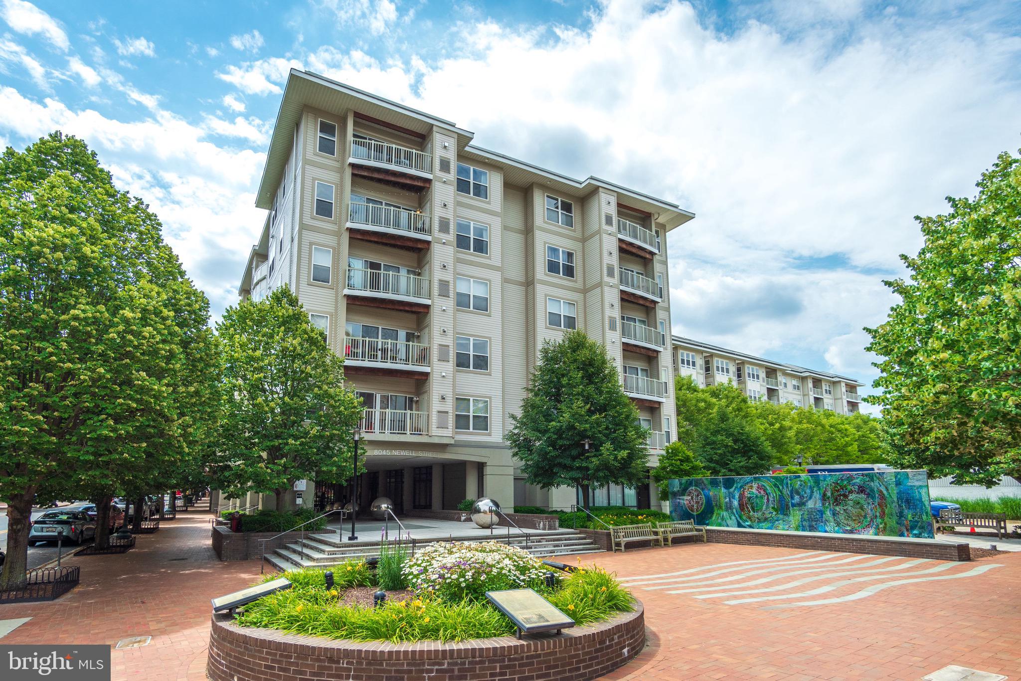 8045 AT SILVER SPRING METRO - Residential