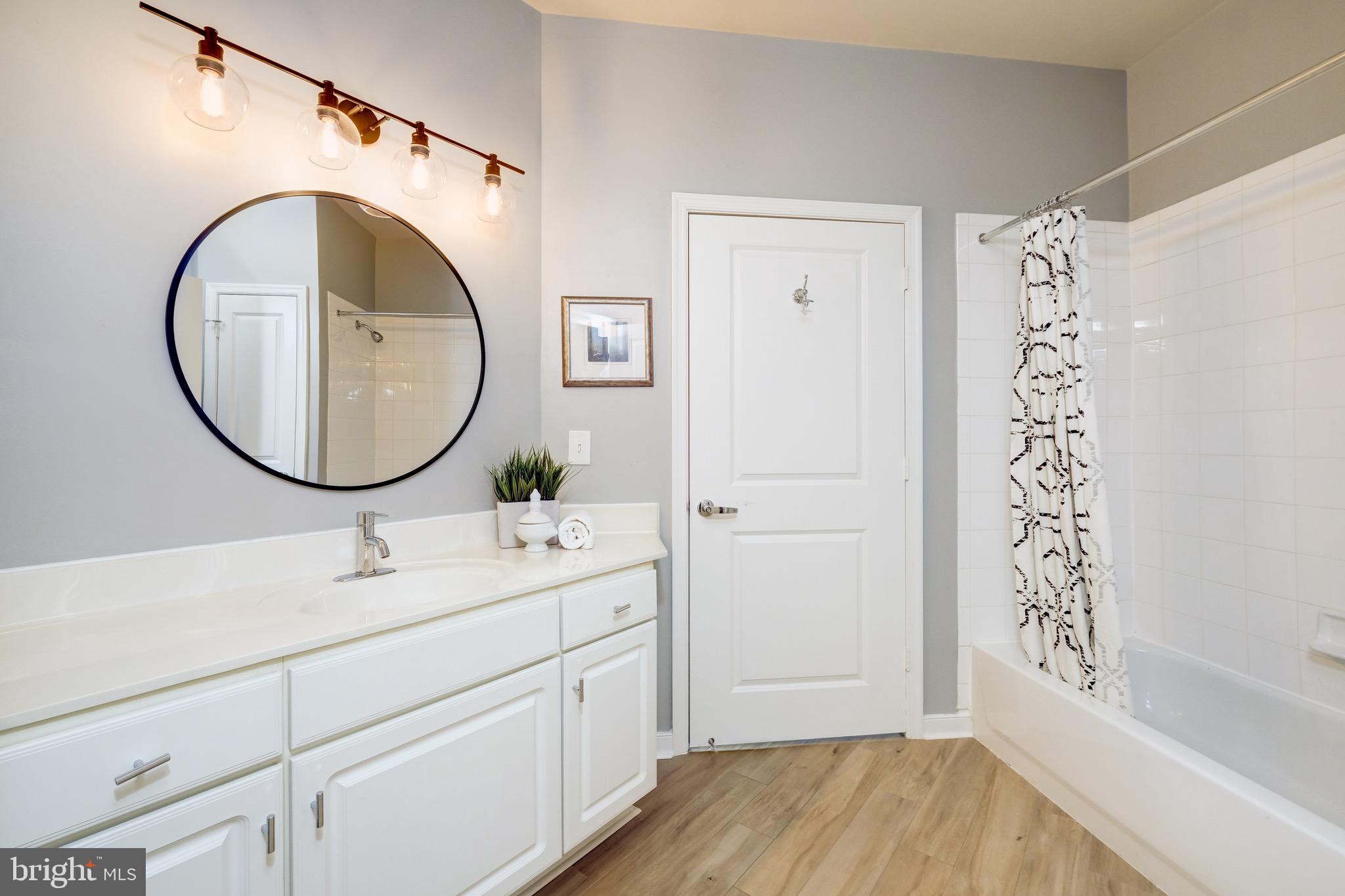 8045 AT SILVER SPRING METRO - Residential