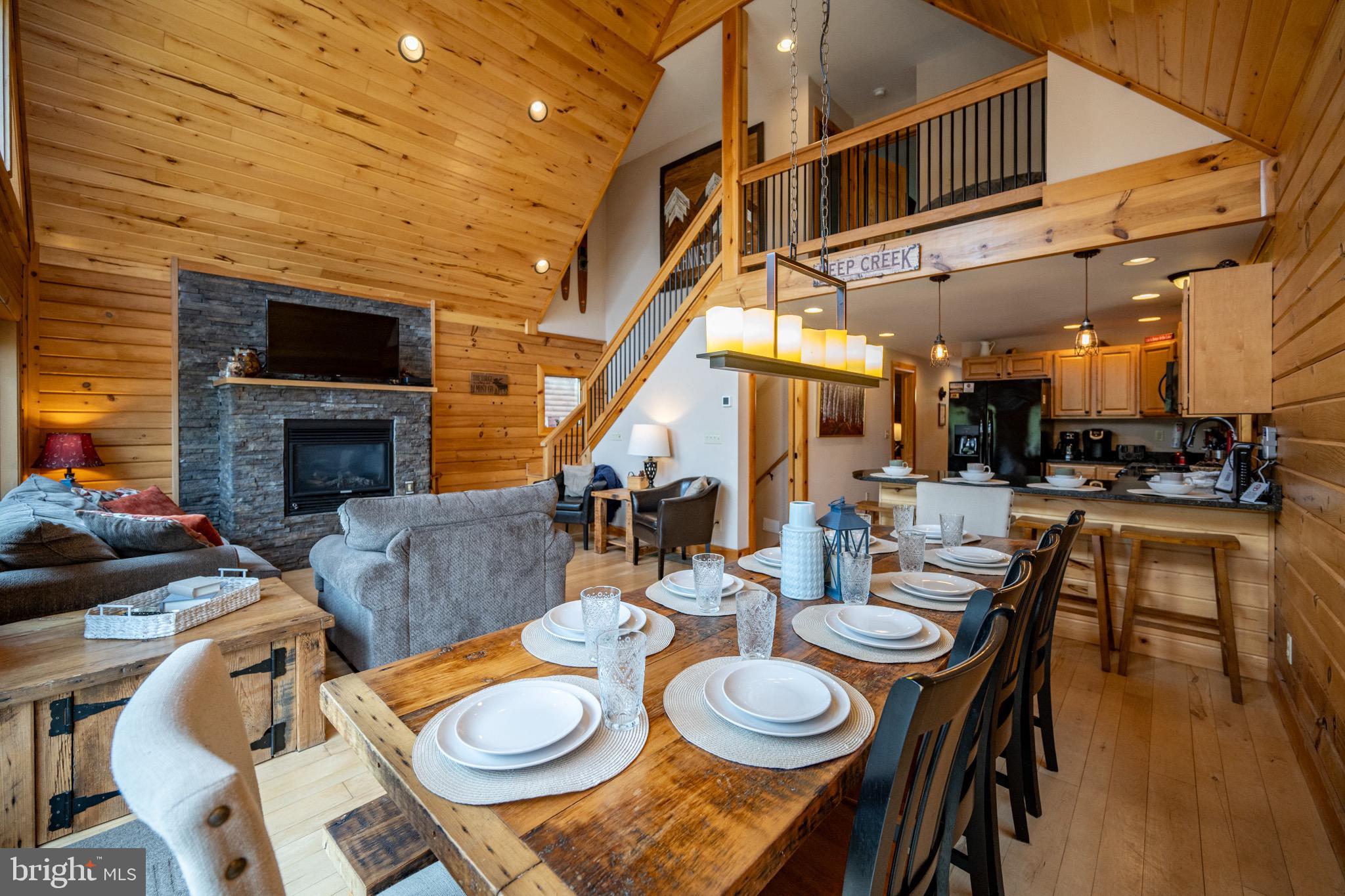 DEEP CREEK - Residential