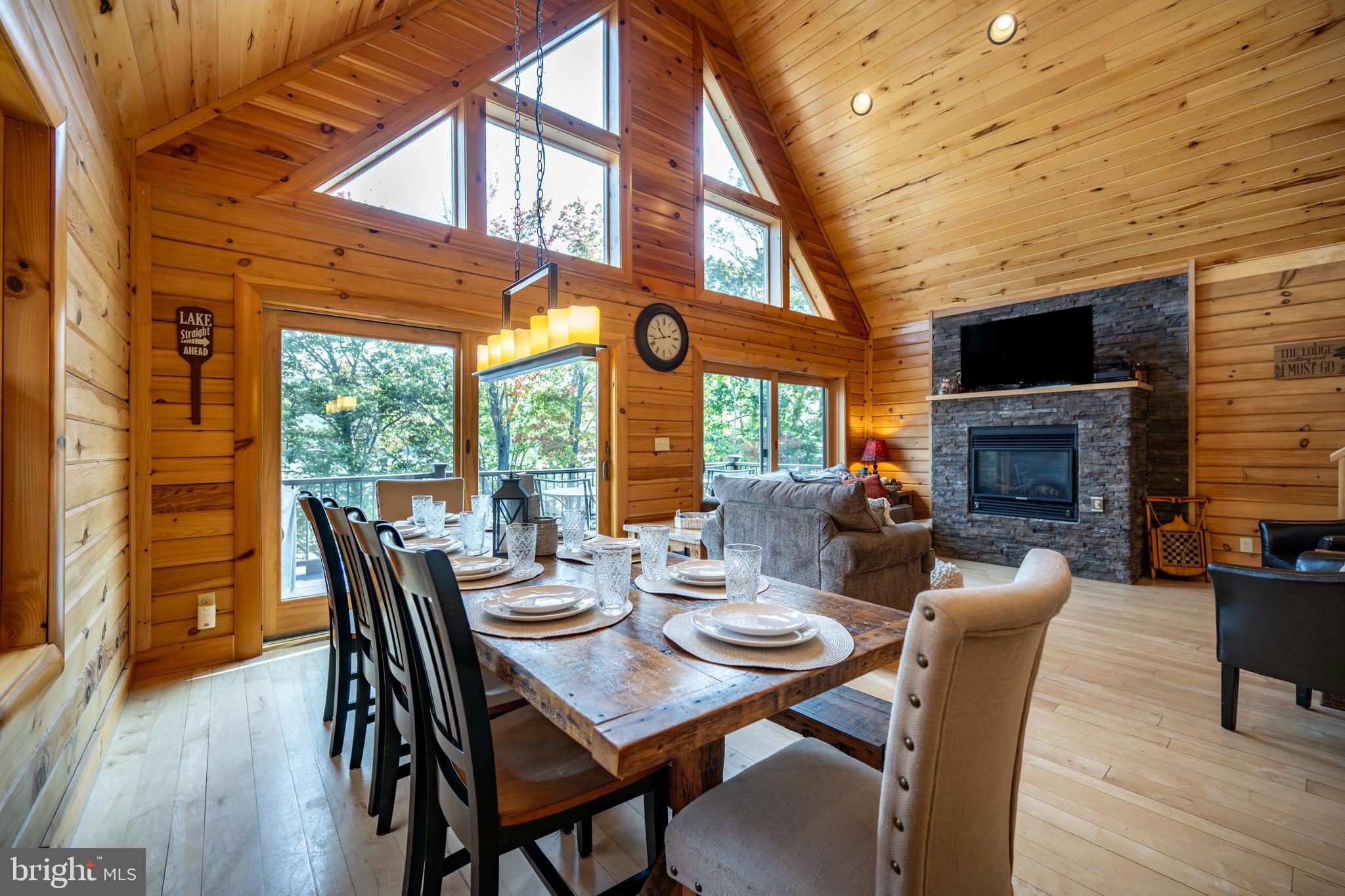 DEEP CREEK - Residential