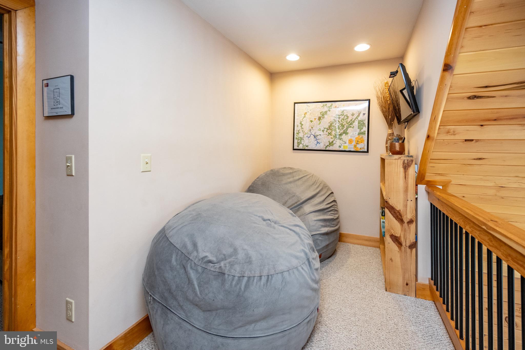 DEEP CREEK - Residential