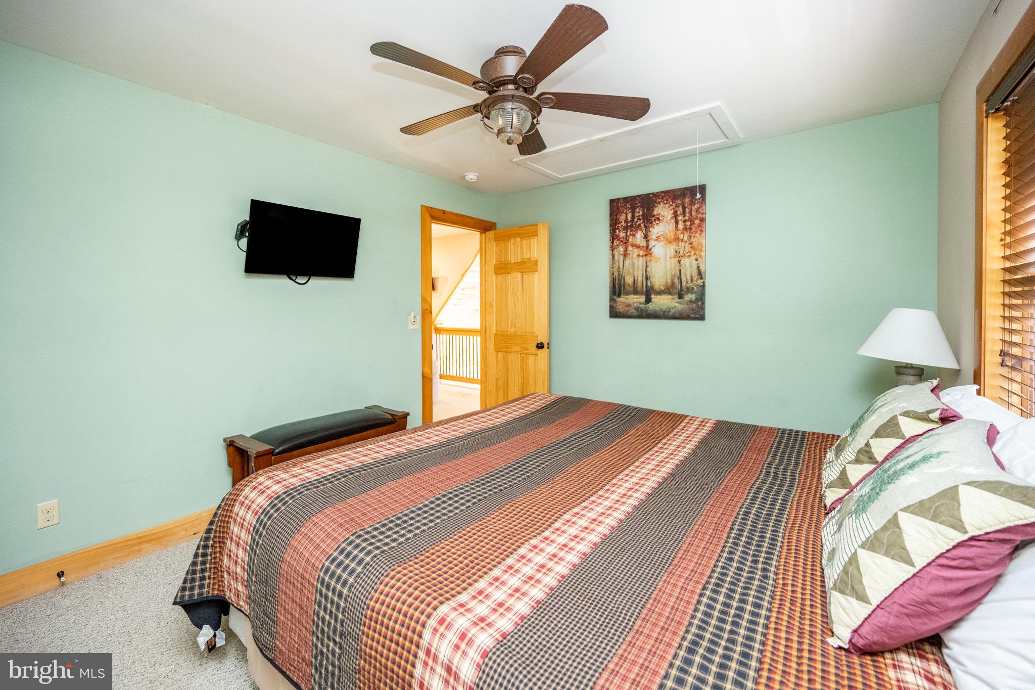 DEEP CREEK - Residential