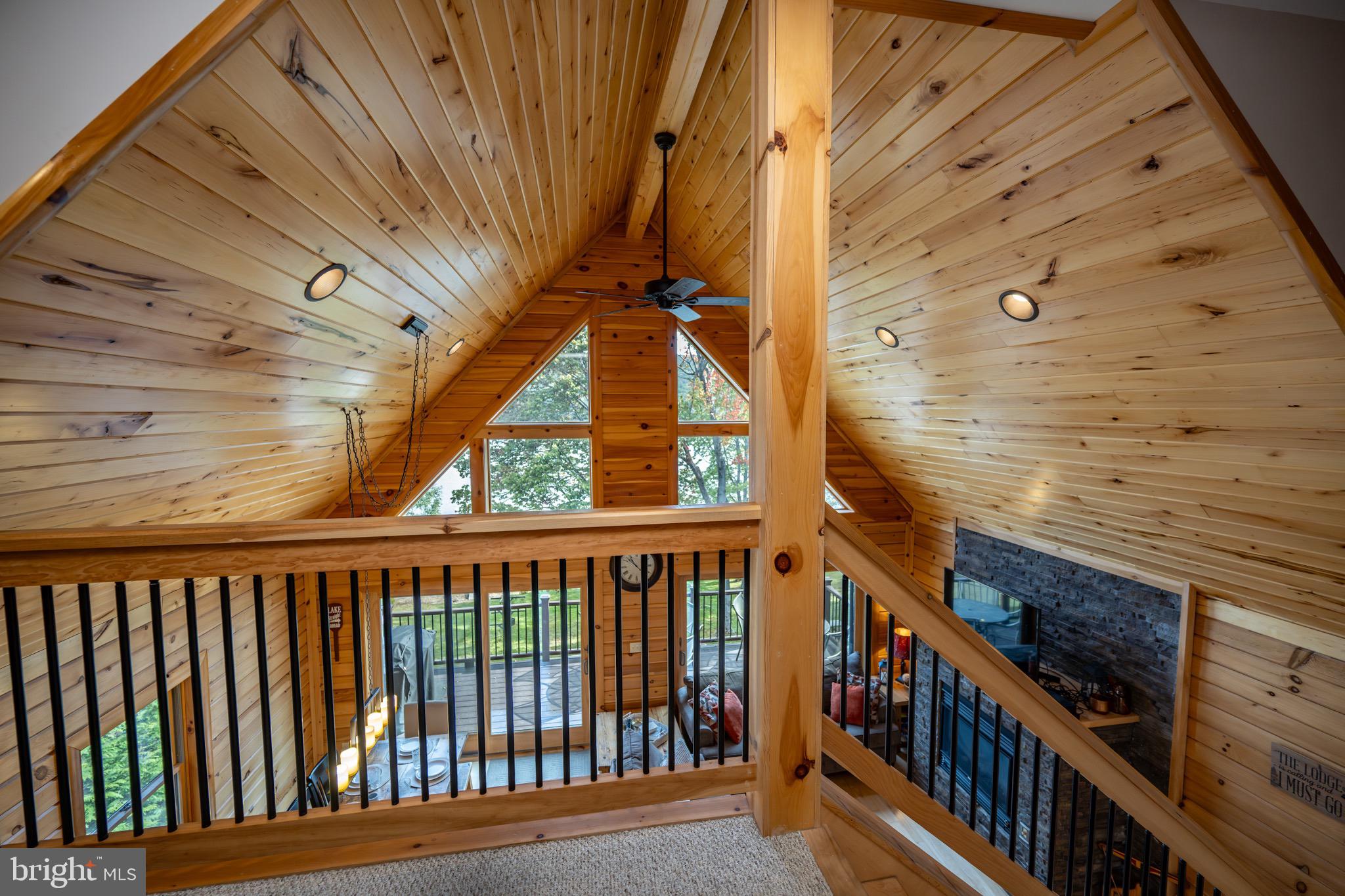 DEEP CREEK - Residential